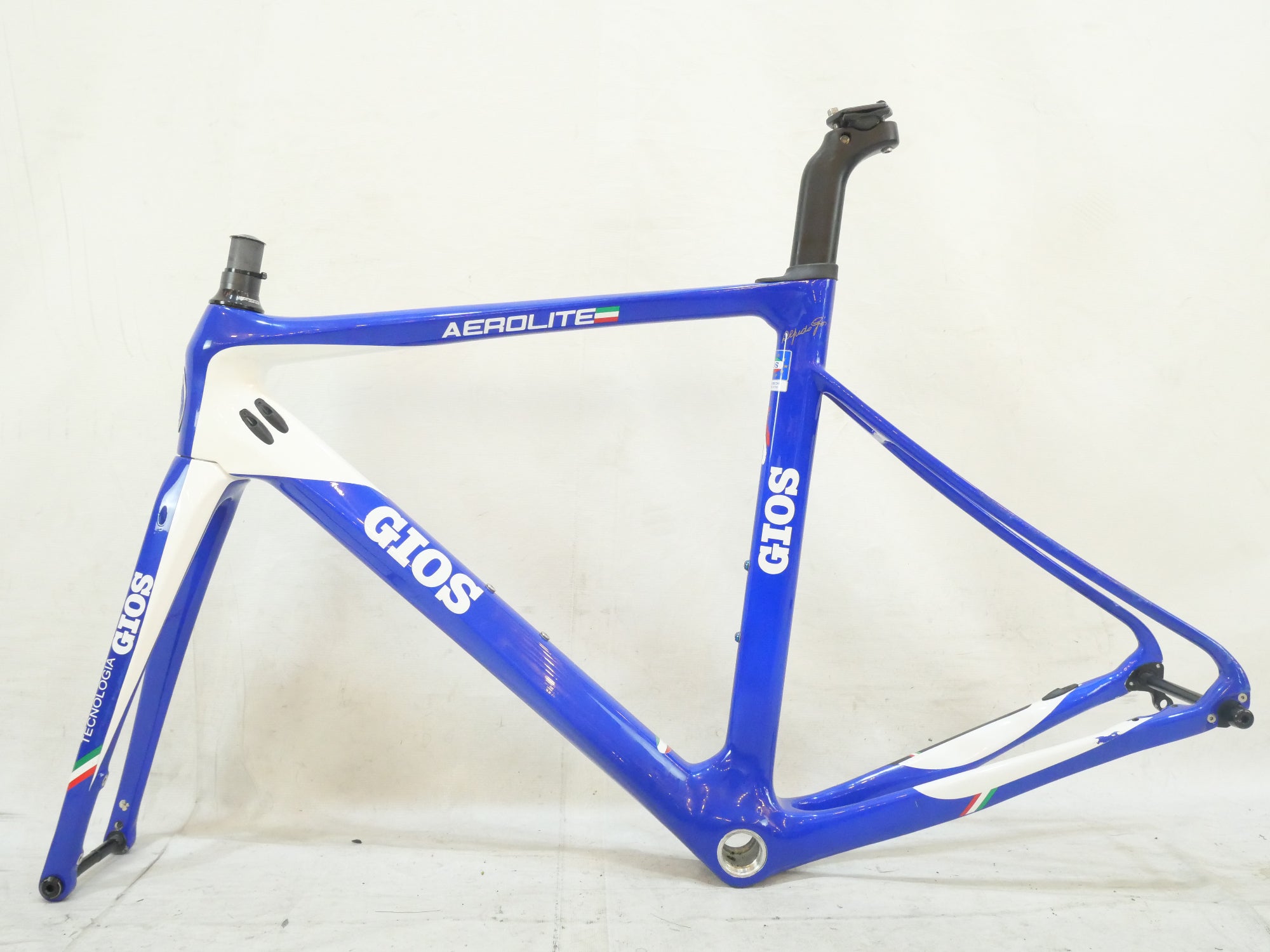 GIOS 「ジオス」 AEROLITE 2021年モデル フレームセット / バイチャリ浦和ベース