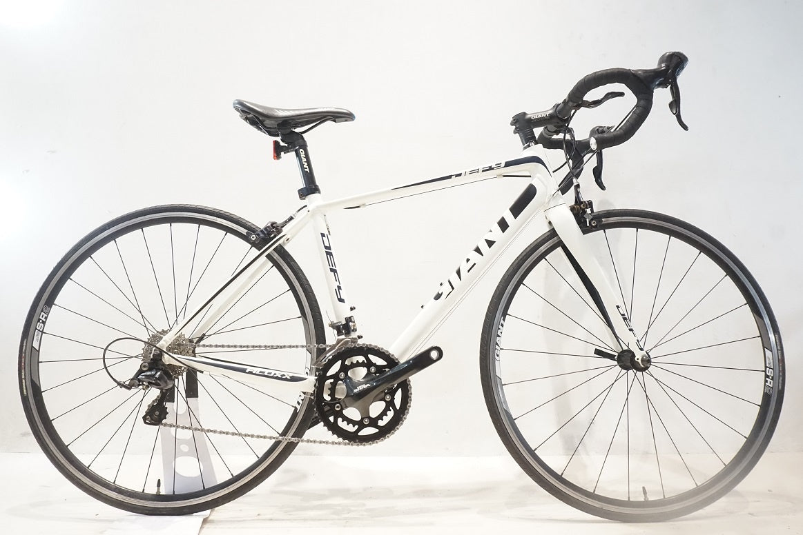 GIANT 「ジャイアント」 DEFY 3 2013年モデル ロードバイク / 横浜戸塚店