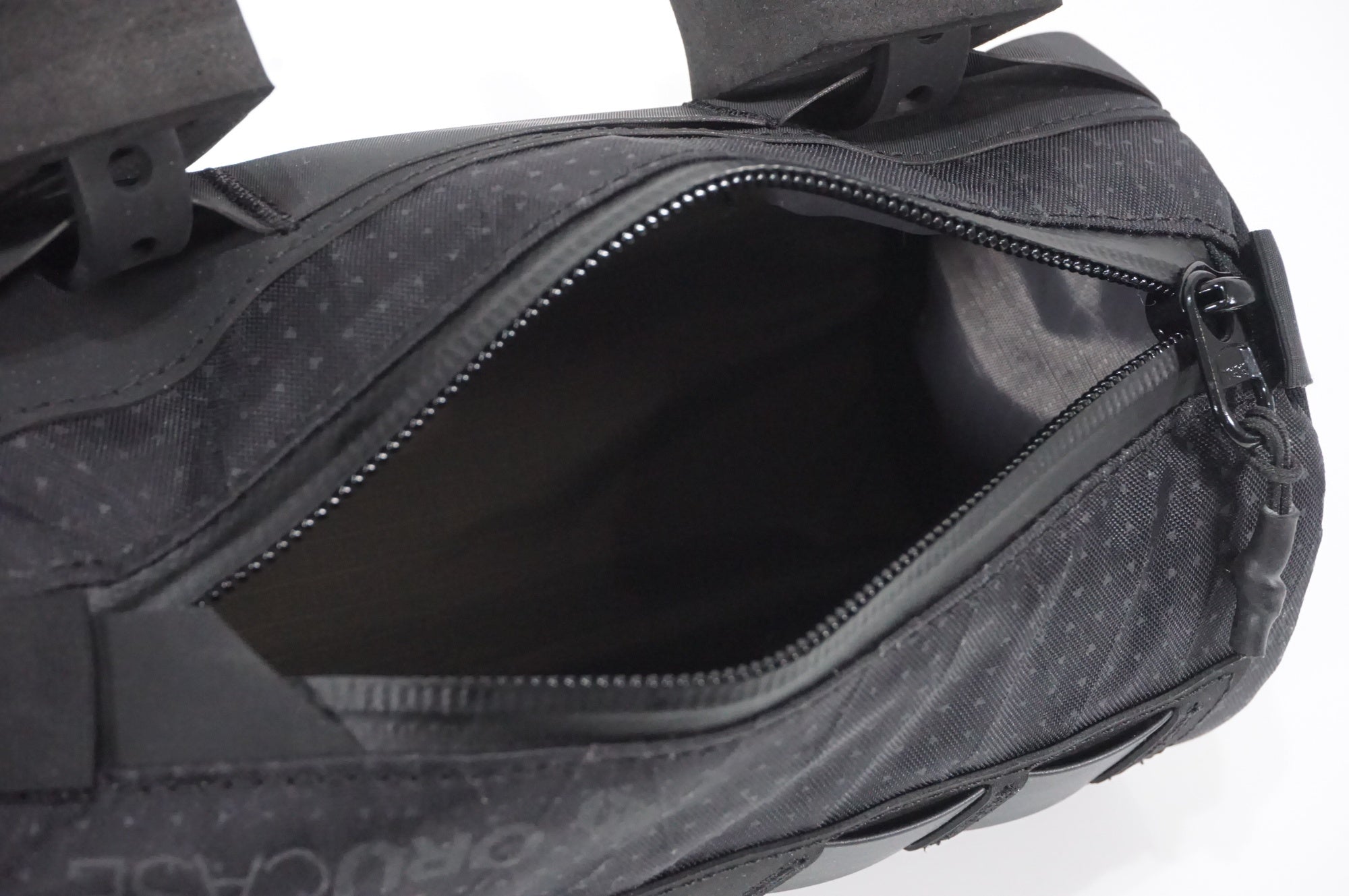 ORUCASE 「オルケース」 フロントバッグ / AKIBA店