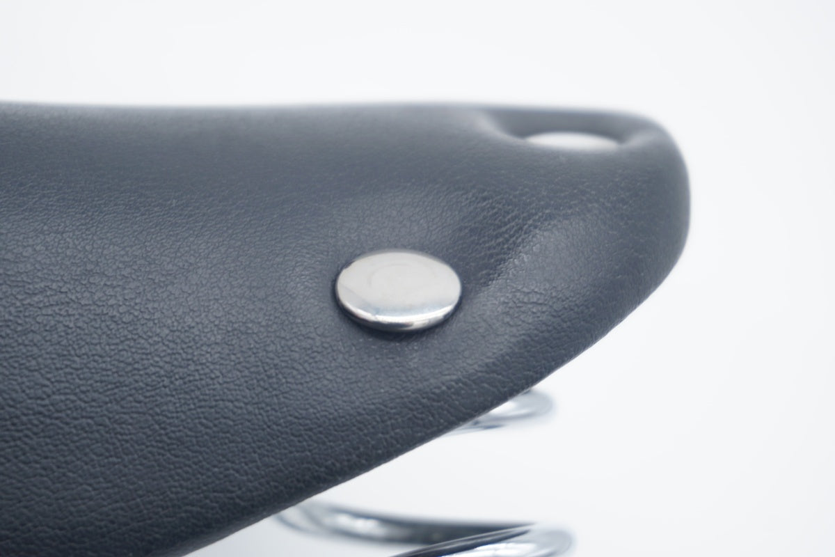 VELO 「ベロ」 サドル / 滋賀大津店