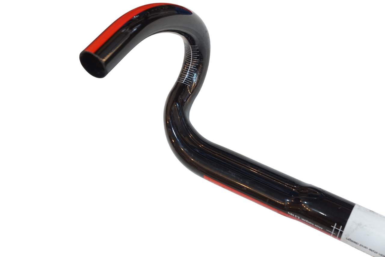 3T 「スリーティー」 ERGONOVA TEAM φ31.8 420mm ハンドル / バイチャリ浦和ベース