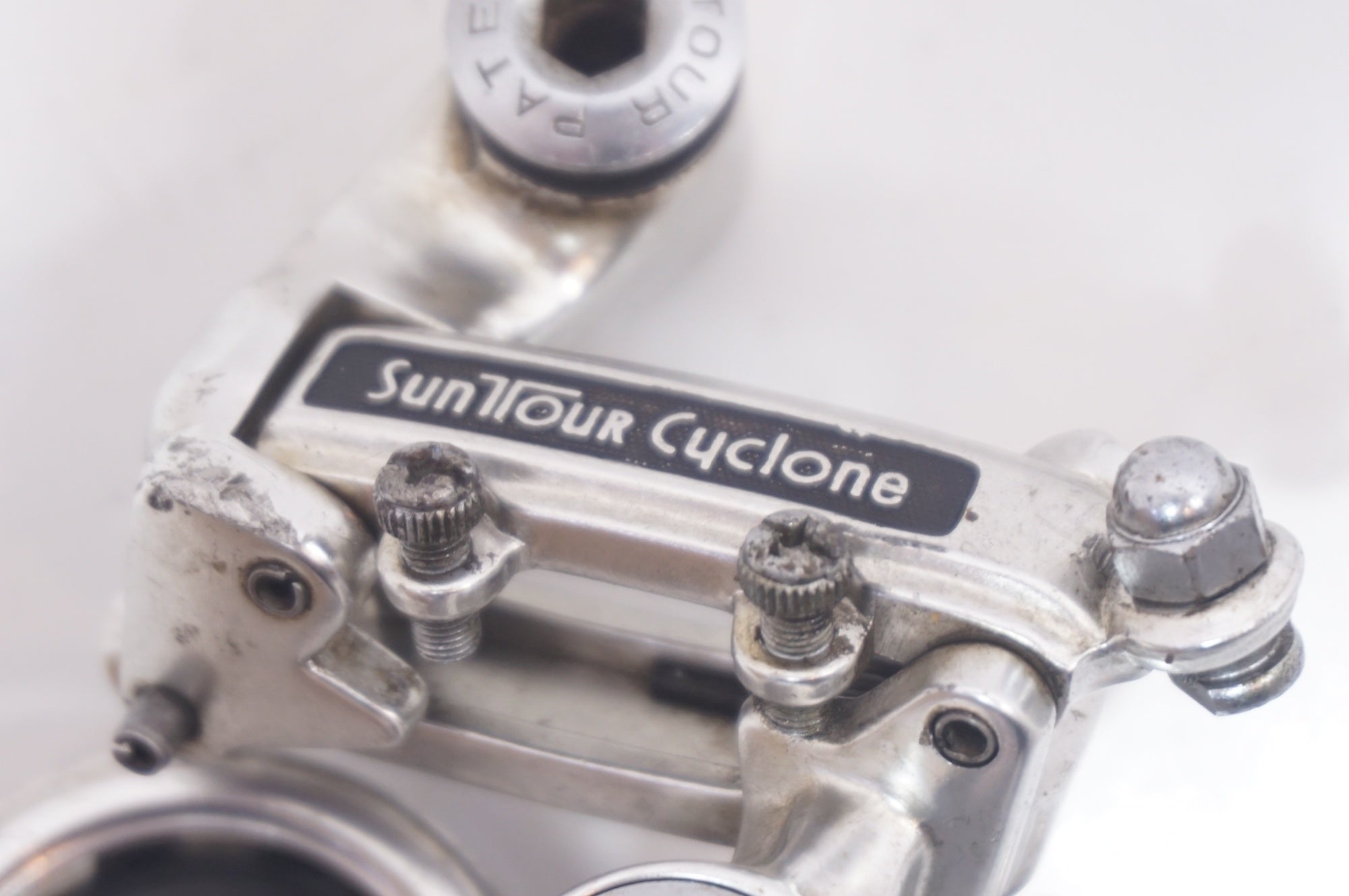 SUNTOUR 「サンツアー」 CYCLONE リアディレイラー / 世田谷店