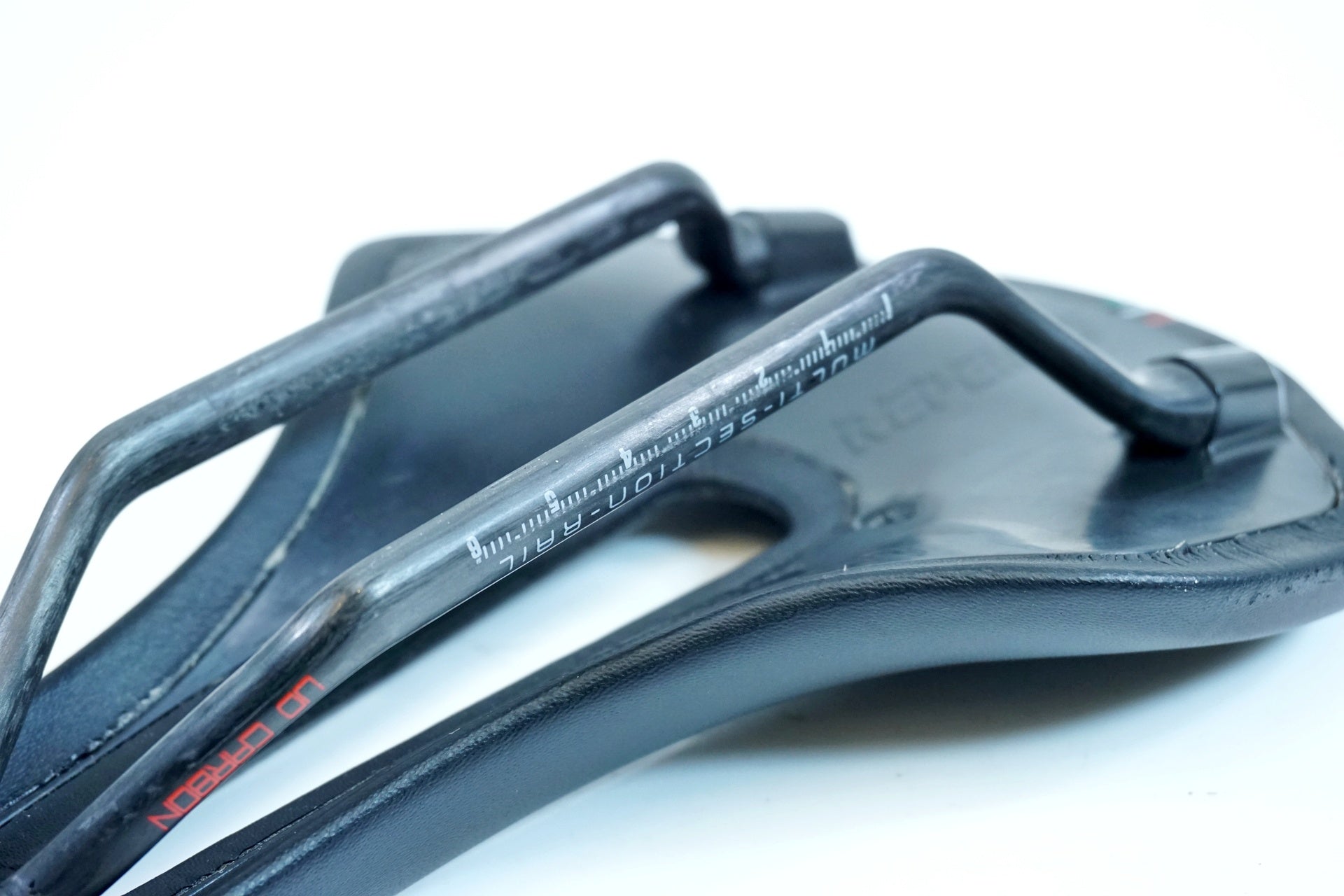 REPENTE 「レペンテ」 QUASAR CR 2.0 サドル / 有明ガーデン店