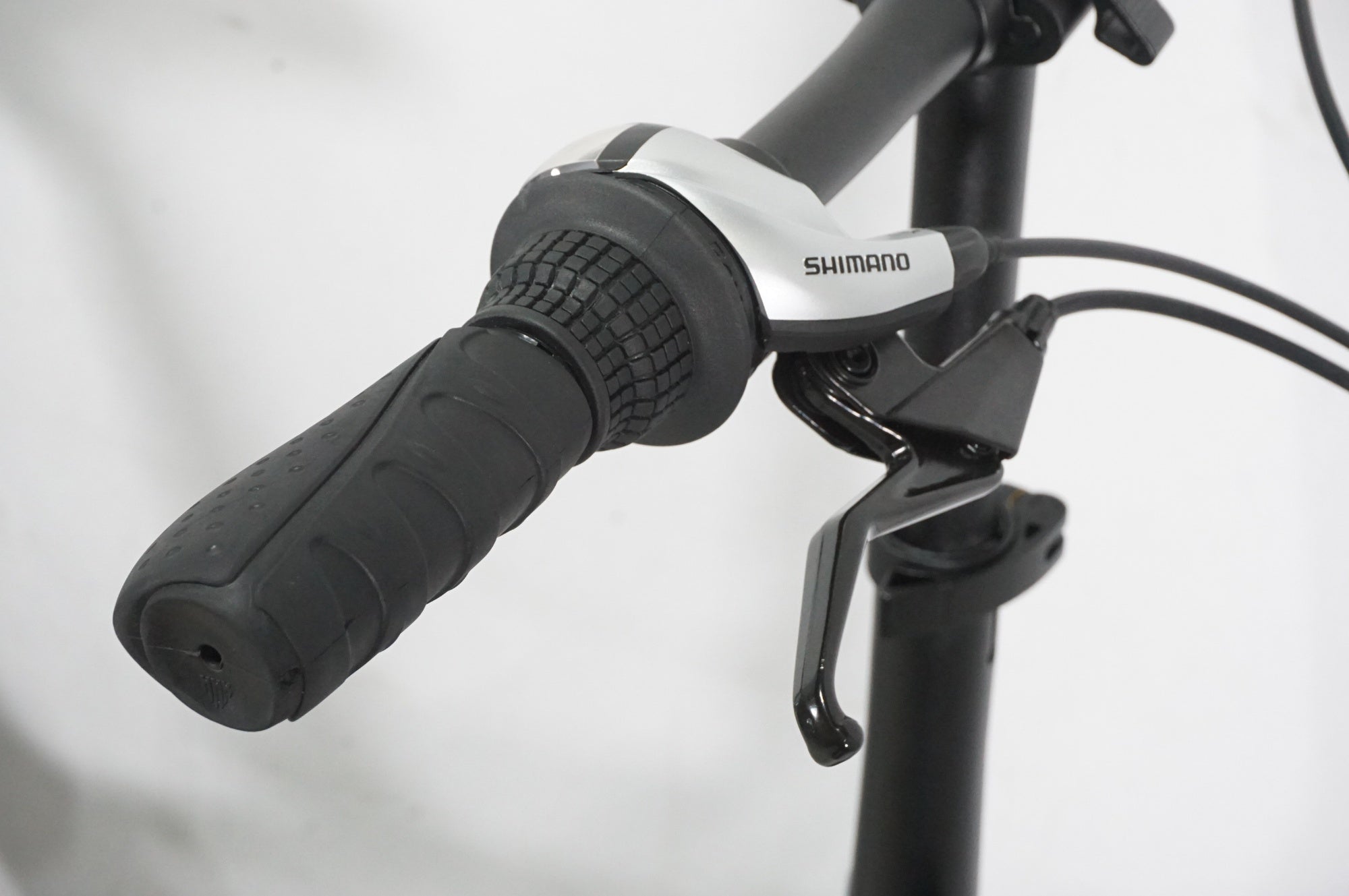 TERN 「ターン」 LINK B8 2023年モデル 20インチ 折りたたみ自転車 / AKIBA店