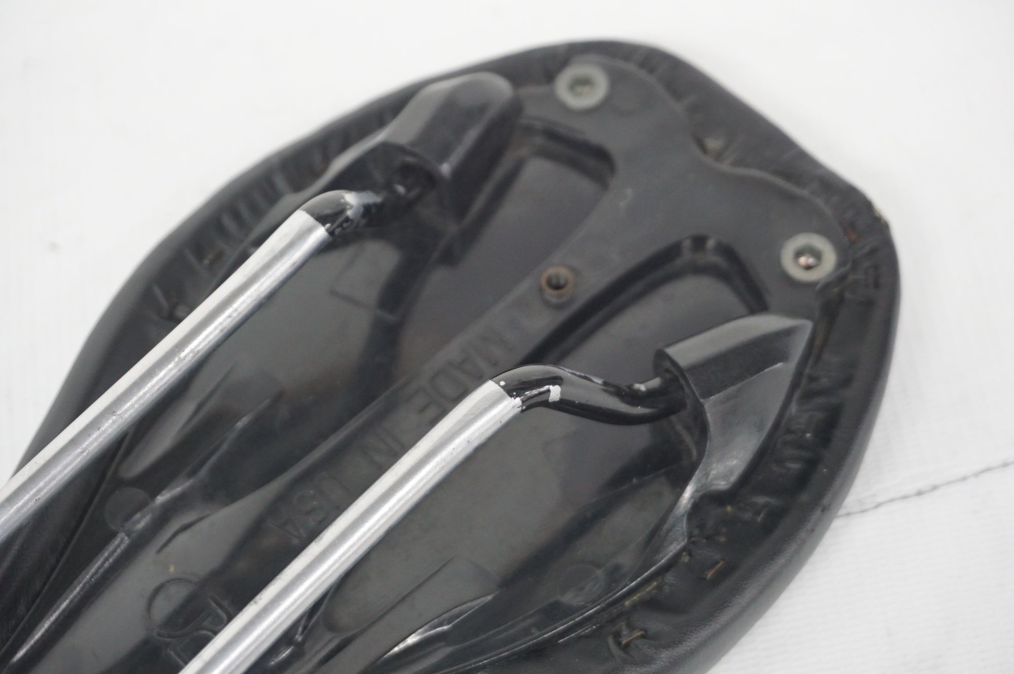 【美品】JCOB TYPE 5 トライアスロンサドル｜快適性と安定性を両立！！ JCOB 「ジェイコブ」 Type 5 サドル / 阪急塚口店 ｜ バイチャリ