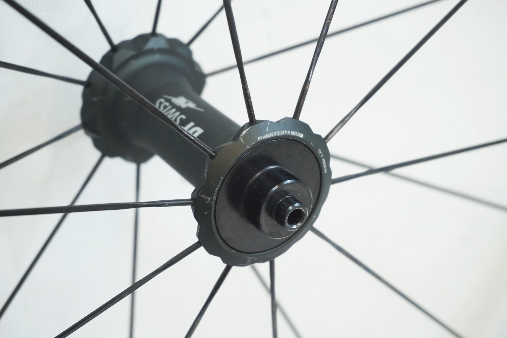 DT SWISS 「ディーティースイス」 PR1400 DICUT シマノ11速 ホイール