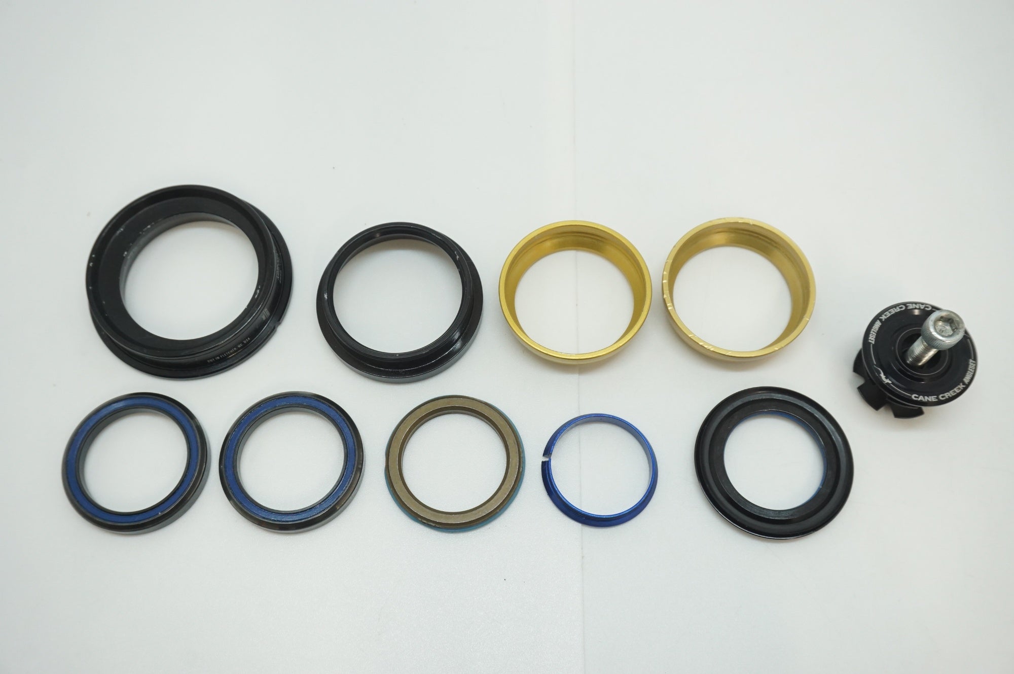 CANE CREEK 「ケーンクリーク」 ANGLESET ZS44-ZS56 ヘッドセット / 福岡店