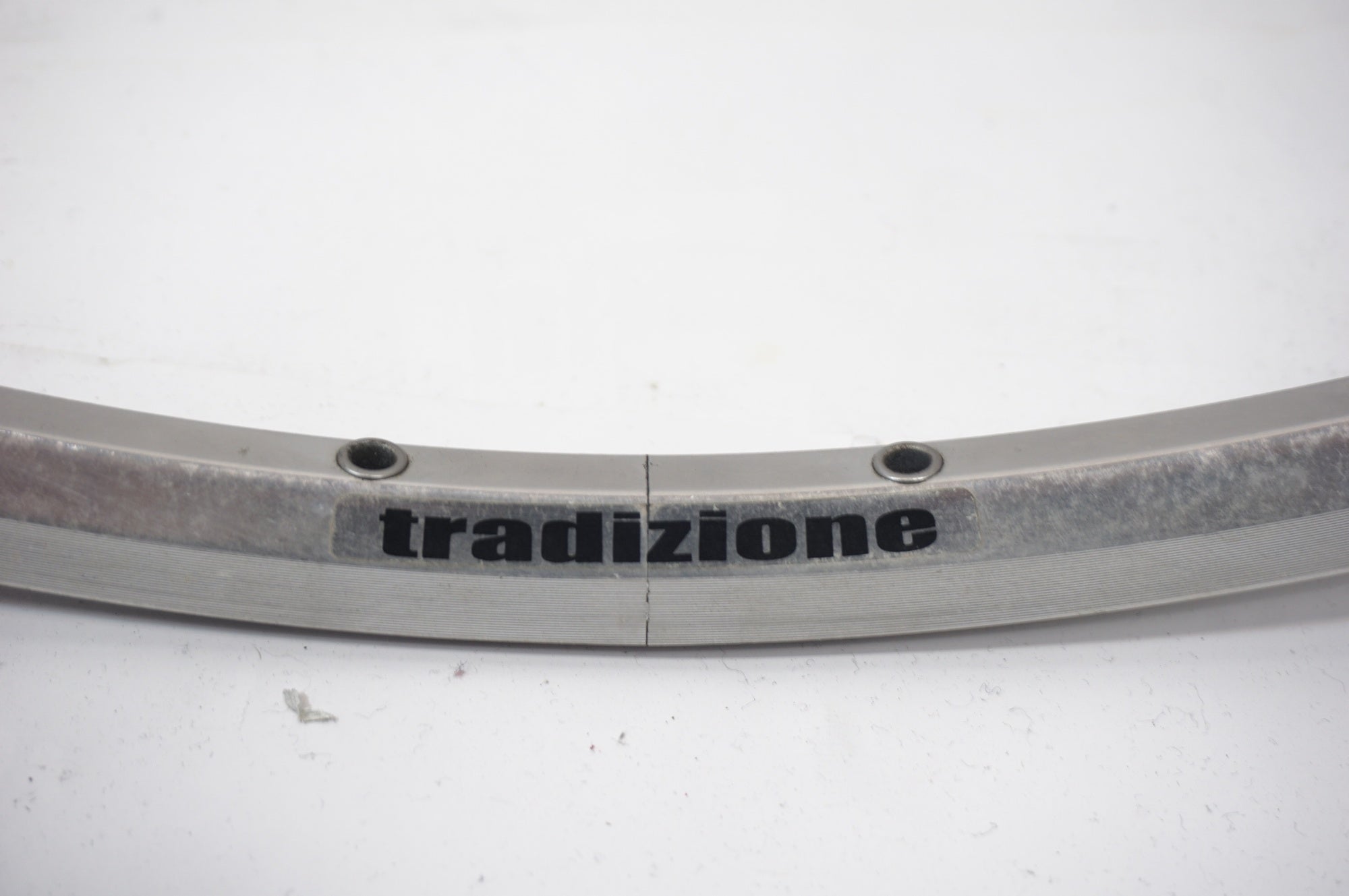 TRADIZIONE 「トラディツィオーネ」 700C リムセット / 世田谷店