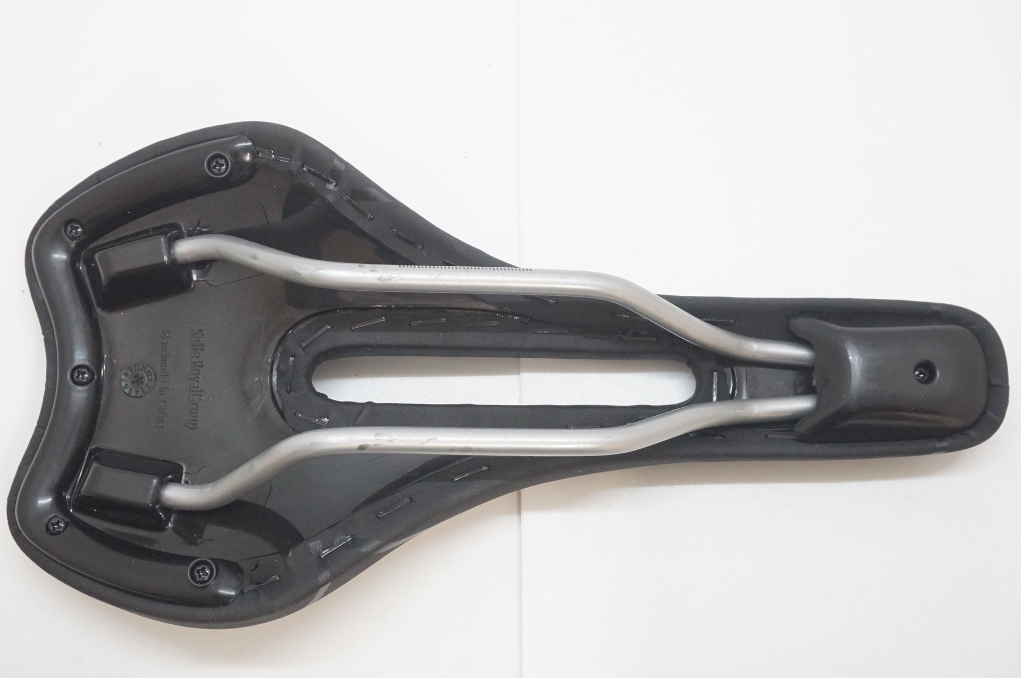 SELLE ROYAL 「セラロイヤル」 R.E.MED サドル / 福岡店