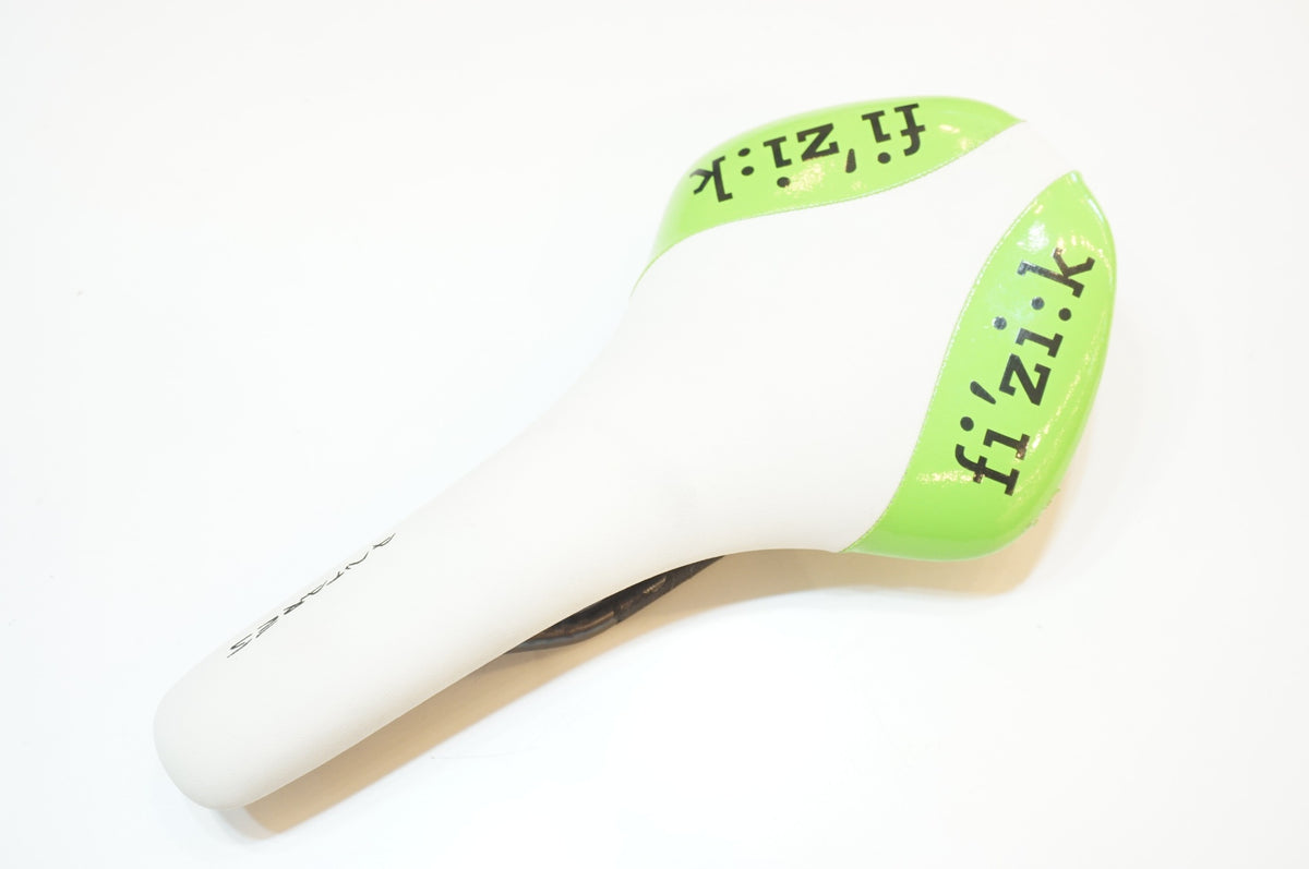 FIZIK 「フィジーク」 ANTARES CARBON BRAIDED サドル / 浦和ベース