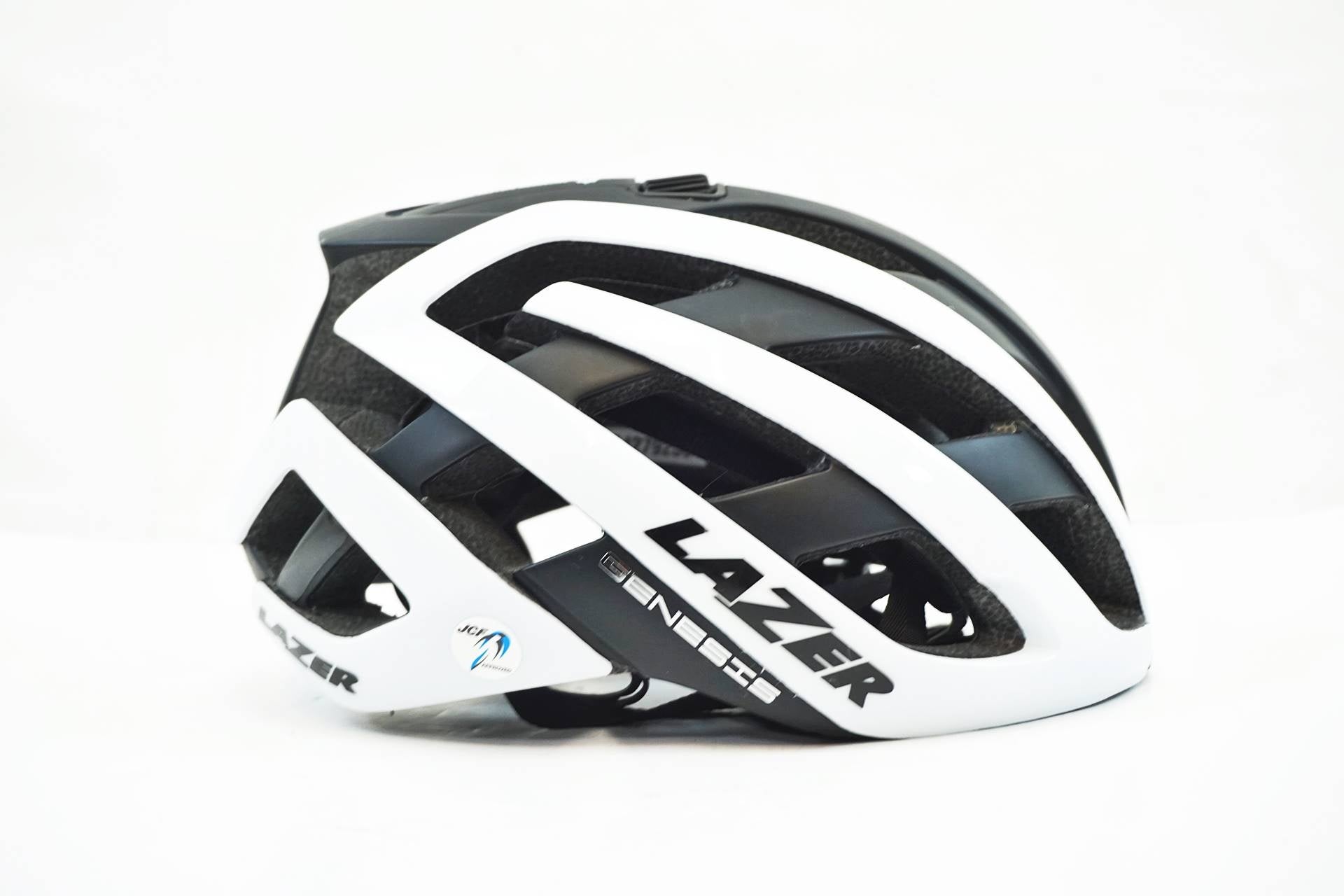 LAZER 「レーザー」 GENESIS Sサイズ ヘルメット / 有明ガーデン店