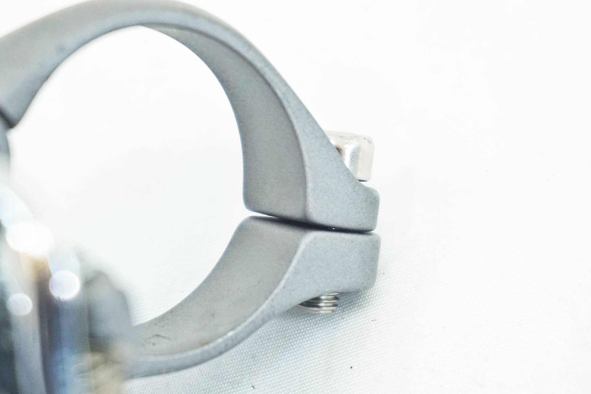 SHIMANO 「シマノ」 105 FD-5700 フロントディレイラー / 有明ガーデン店