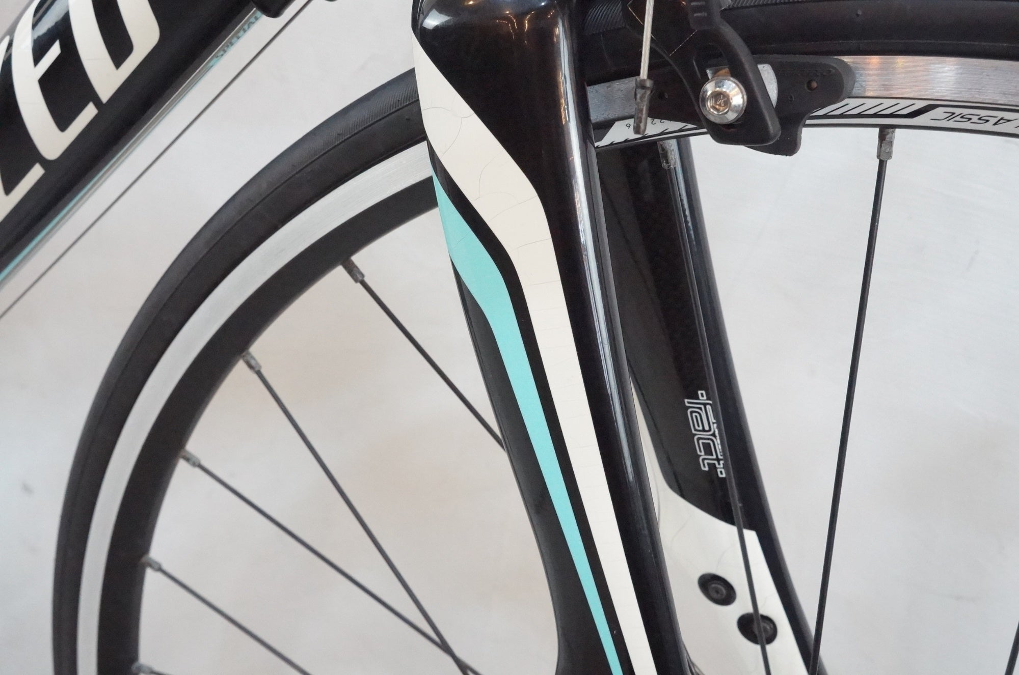 SPECIALIZED 「スペシャライズド」 DOLCE COMPACT 2014年モデル ロード