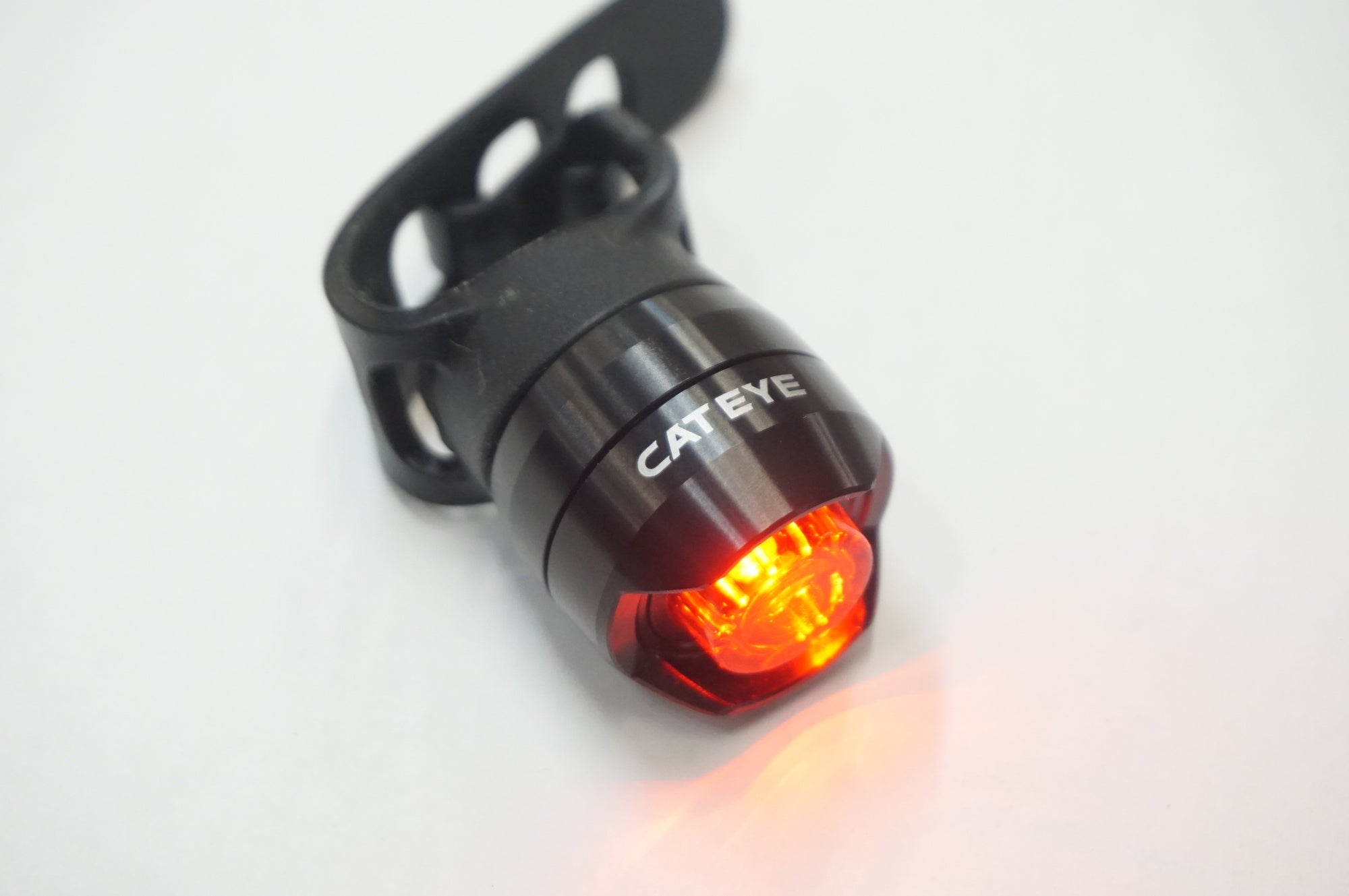 CATEYE 「キャットアイ」 ORB SL-LD160-R リアライト / 福岡店