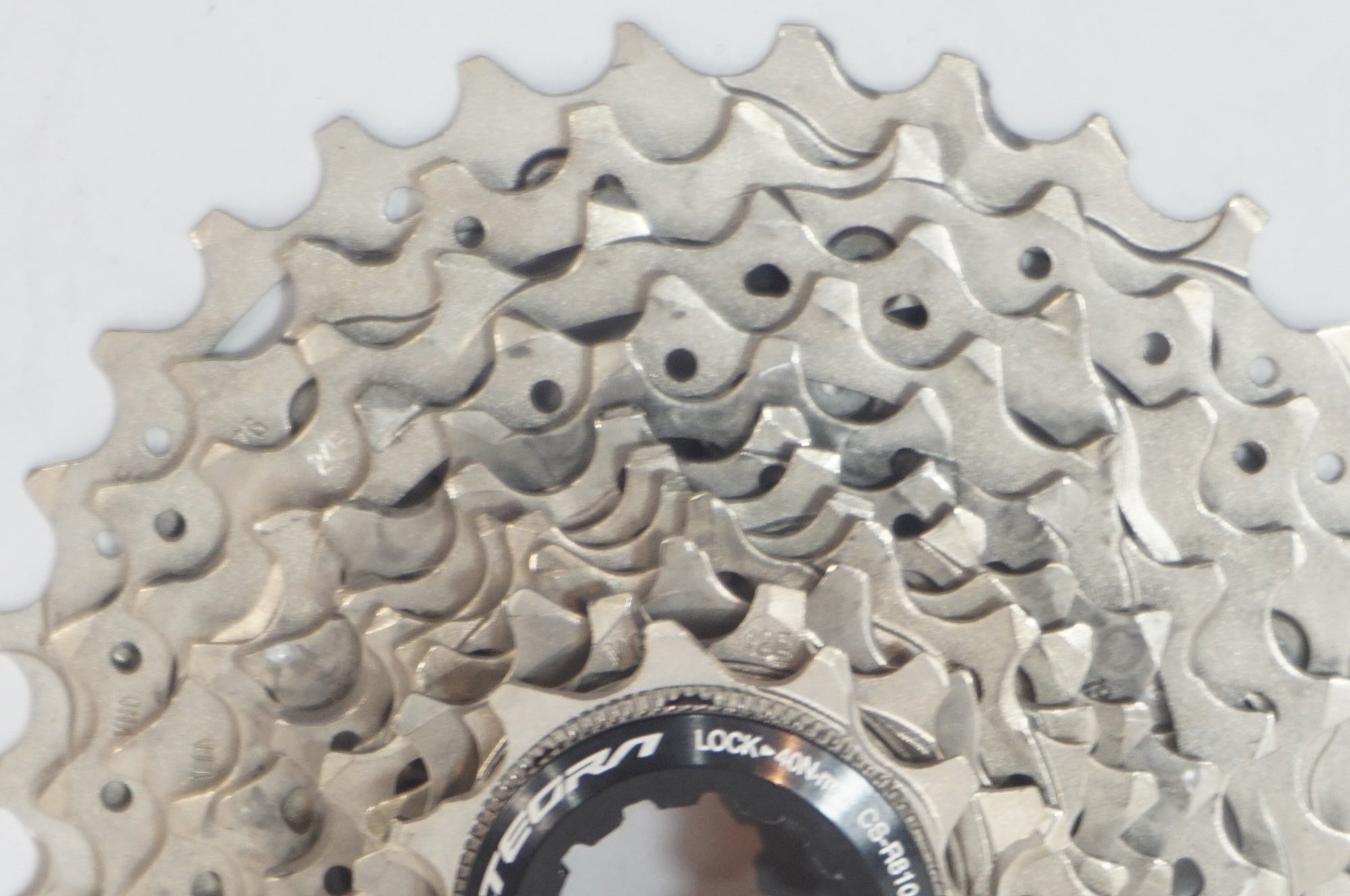 SHIMANO 「シマノ」 ULTEGRA CS-R8101 11-30T スプロケット / 世田谷店