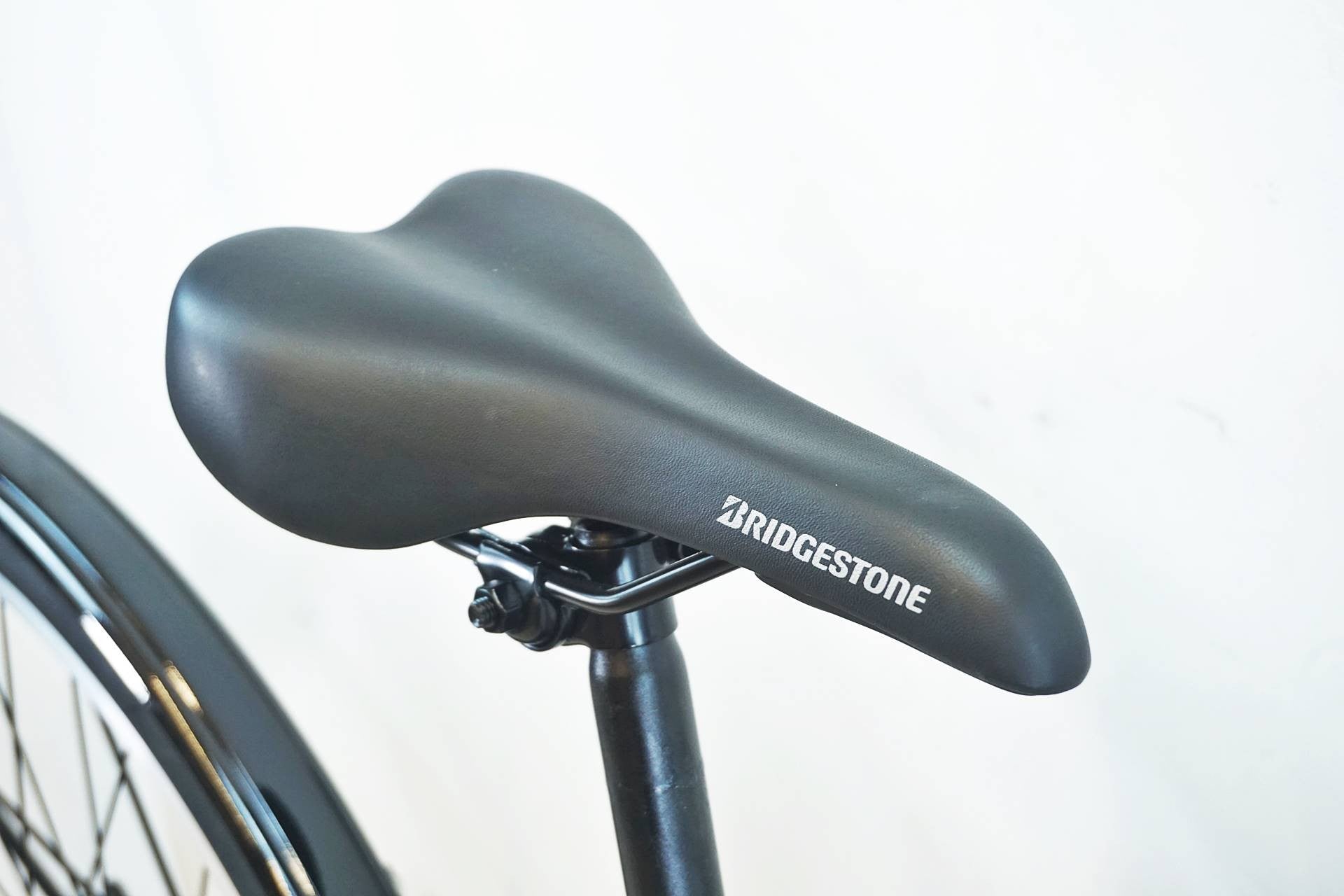 BRIDGESTONE 「ブリヂストン」 TB1e 2025年モデル 電動アシスト自転車 / 有明ガーデン店
