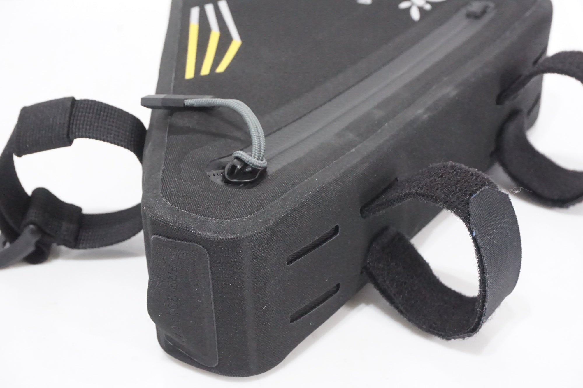 APIDURA 「アピデュラ」 フレームバッグ / AKIBA店