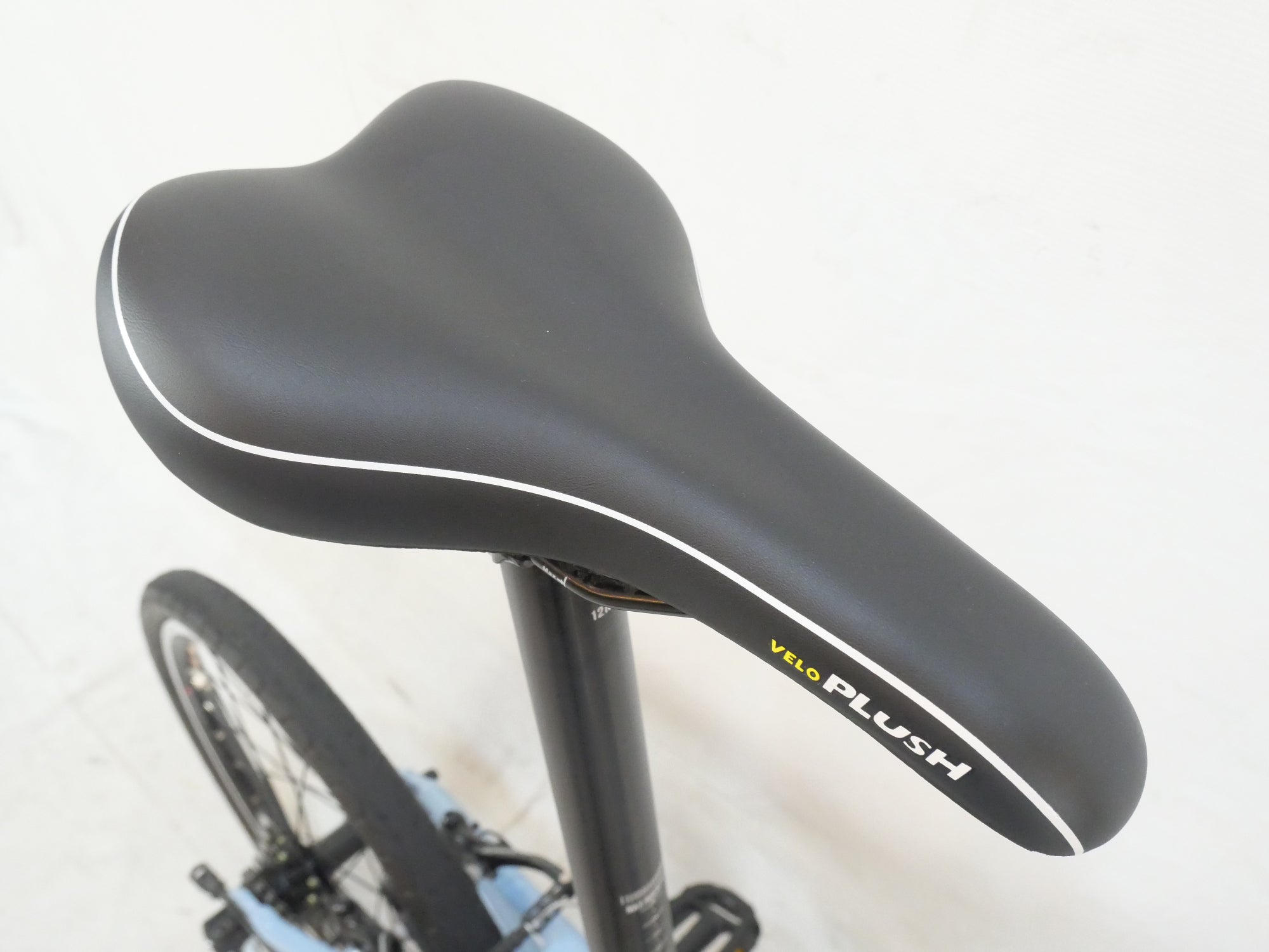 LOUIS GARNEAU 折りたたみ自転車　メンテ済み黒　easel6 ルイガノの折り畳み自転車EASEL 6.0が入荷いたしました。