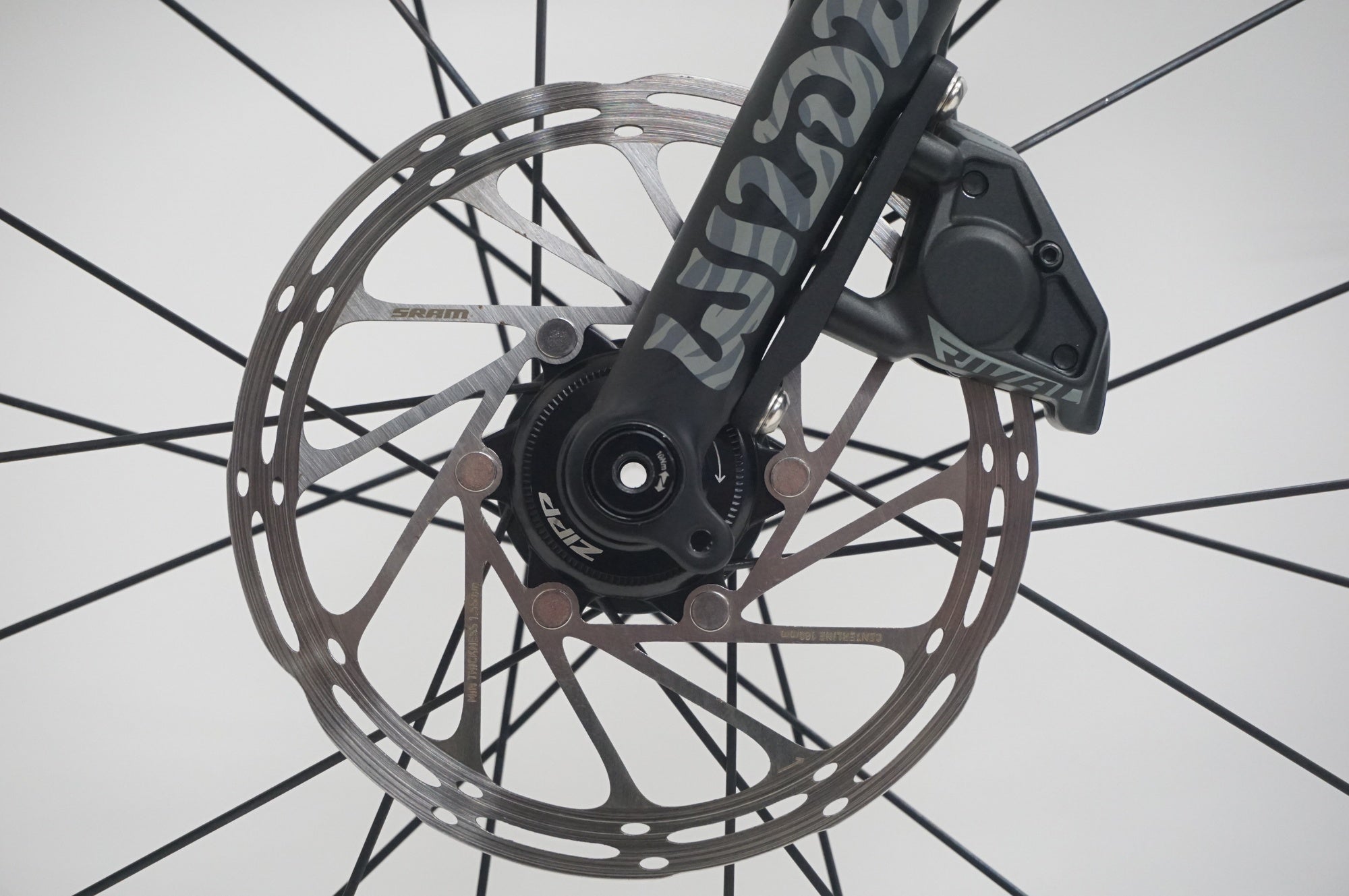 WILDE BICYCLE 「ワイルドバイシクル」 RAMBLER 2025年モデル グラベル