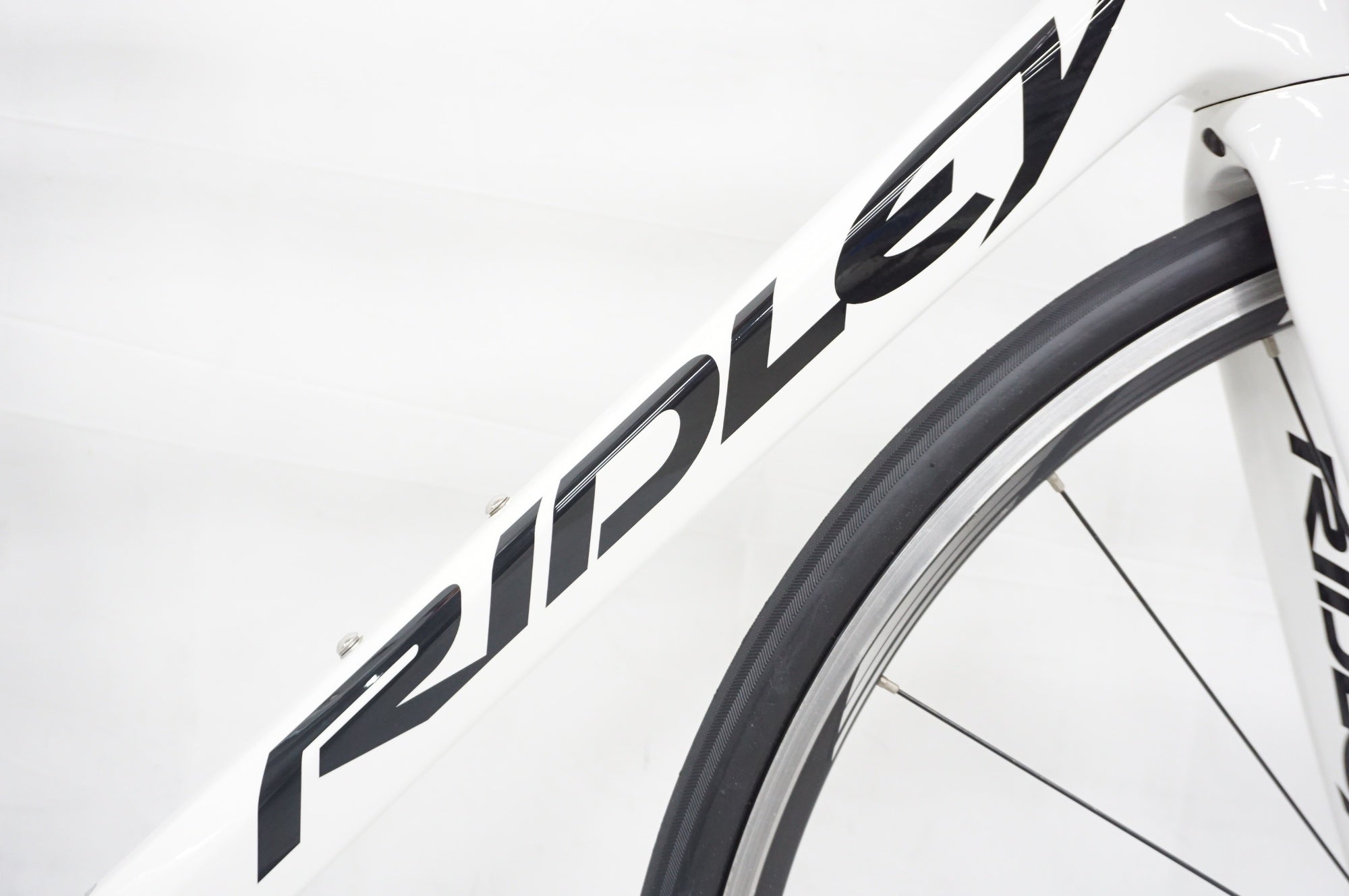 RIDLEY 「リドレー」 FENIX CARBON 2015年モデル ロードバイク / 阪急塚口店