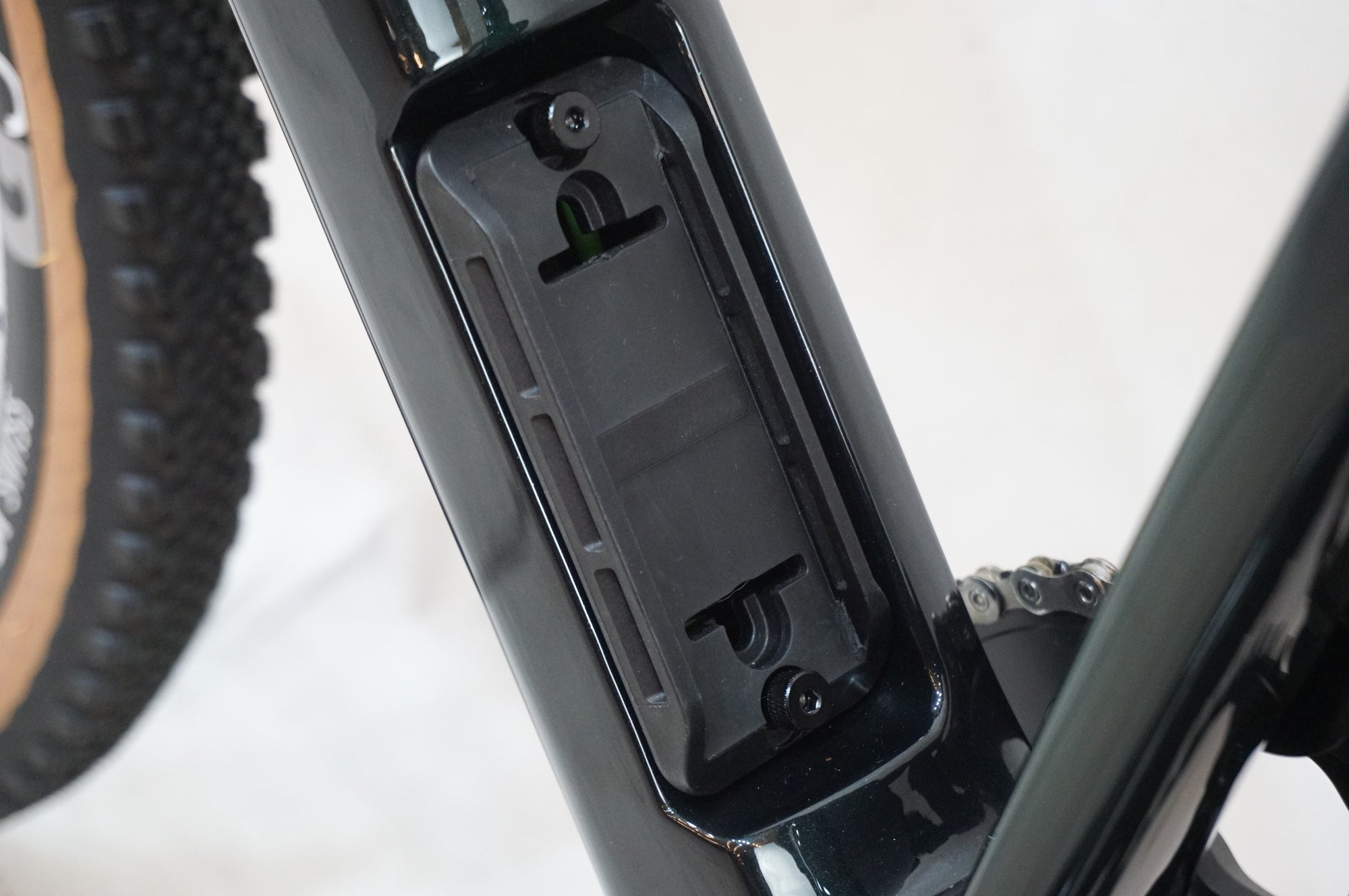 CANNONDALE 「キャノンデール」 TOPSTONE CARBON 2 LEFTY 2024年モデル グラベルロード / 浦和ベース