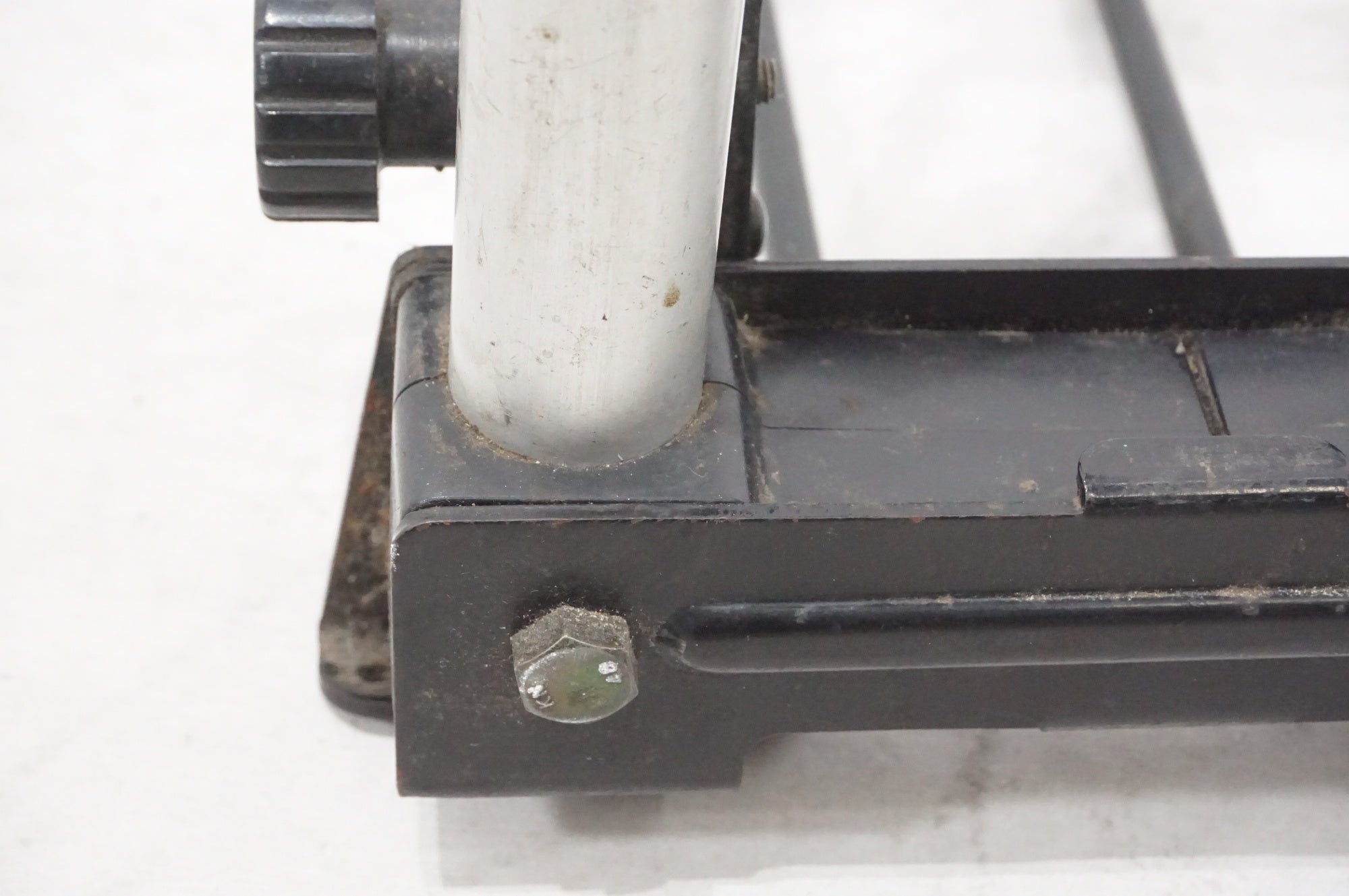 MINOURA 「ミノウラ」 WORKMAN PRO 振れ取り台 / AKIBA店