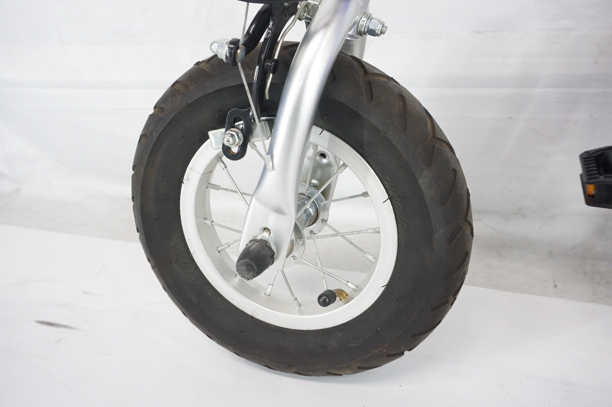 ビタミンiファクトリー 「ビタミンアイファクトリー」 へんしんバイクS 2018年モデル 10インチ キッズバイク / 阪急塚口店