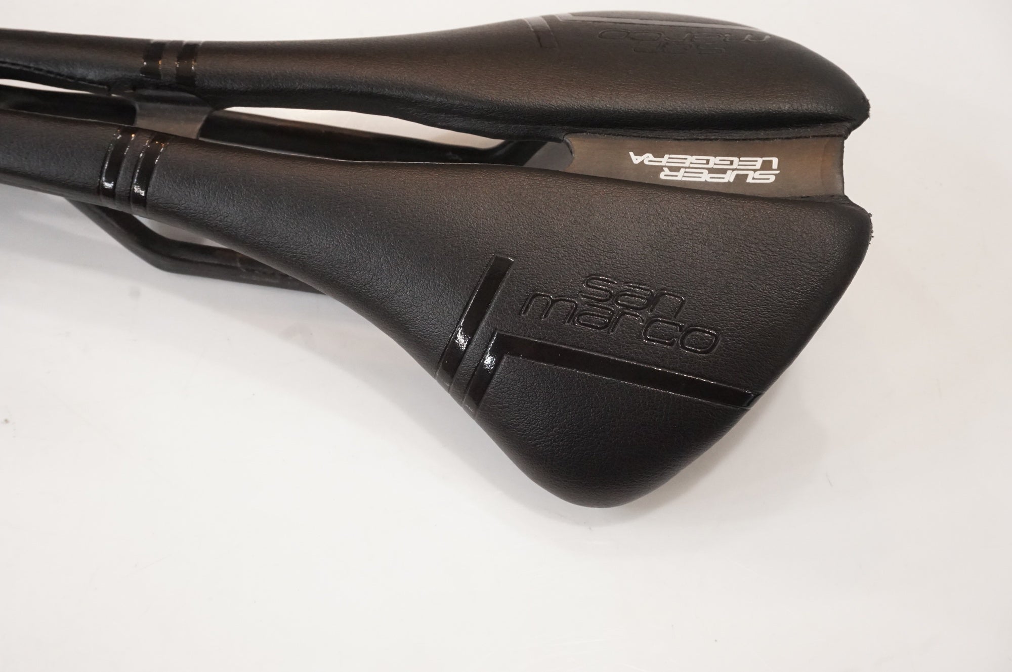 SELLE SAN MARCO 「セラ サン マルコ」 MANTRA CARBON FX サドル