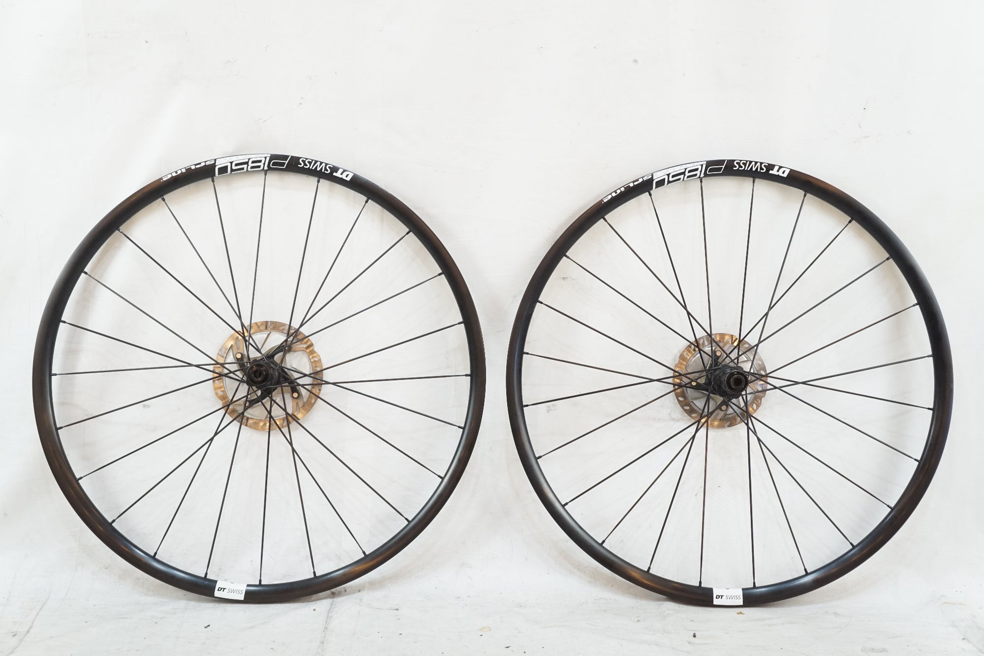 DT SWISS 「ディーティー スイス」 P1850 SPLINE DISC シマノ11速