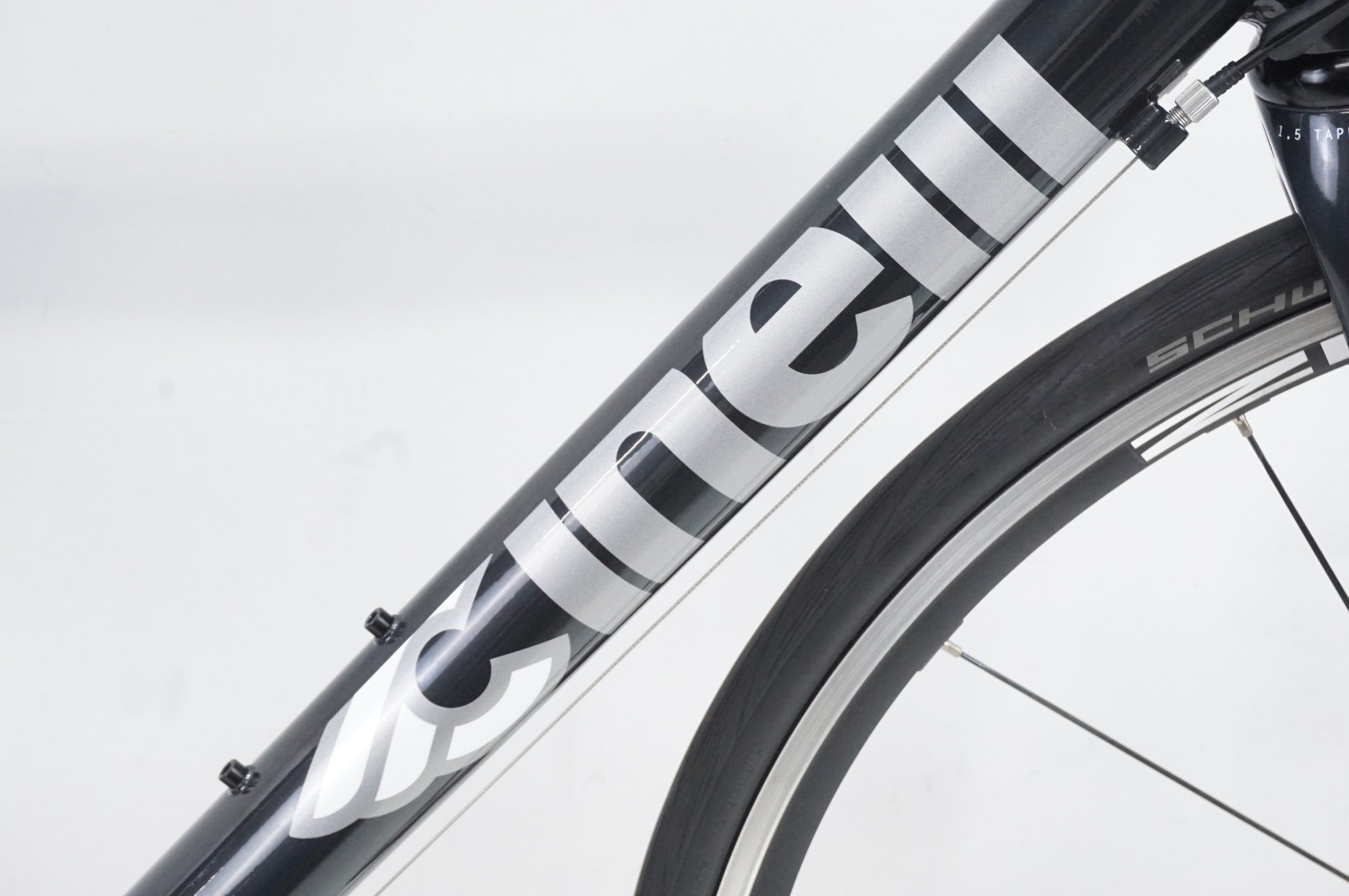 「チネリ」 EXPERIENCE TIAGRA 2018 年式ほぼ新品！ Cinelli(チネリ) EXPERIENCE TIAGRA完成車 特価品のご紹介