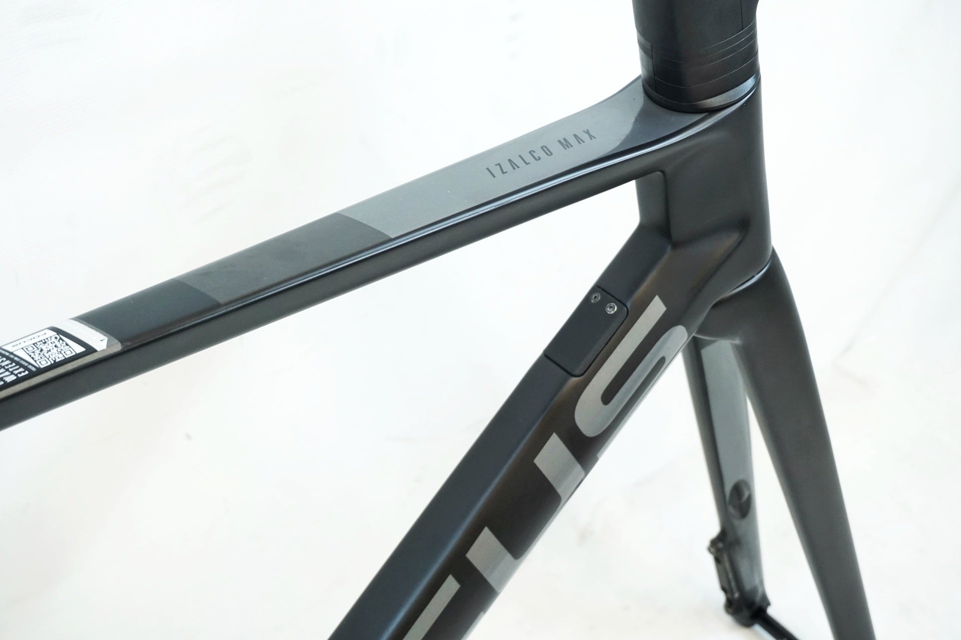 FOCUS 「フォ-カス」 IZALCO MAX DISC 9 2022年モデル フレームセット / 有明ガーデン店