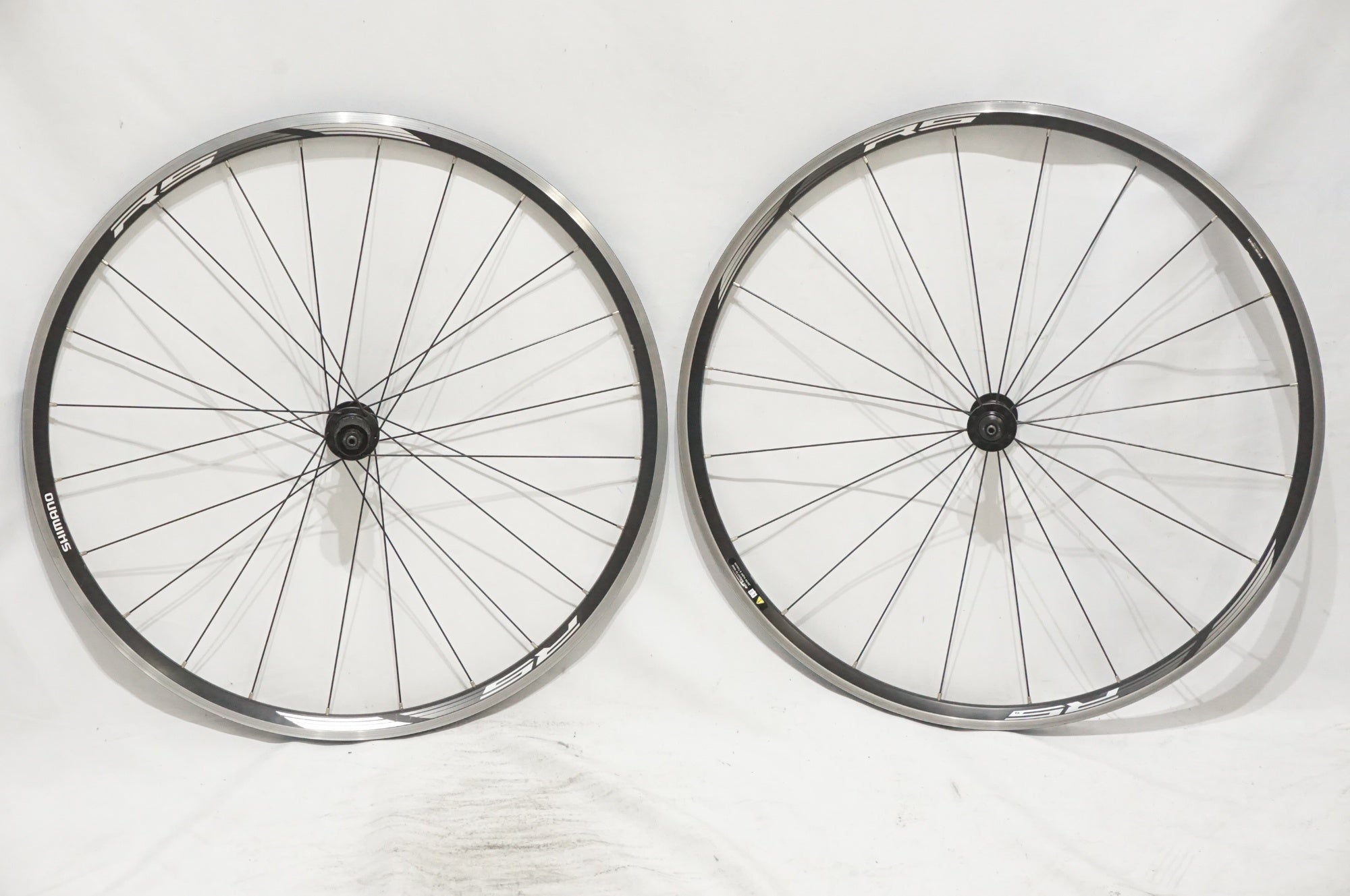 SHIMANO 「シマノ」 WH-RS010 シマノ11速 ホイールセット / AKIBA店