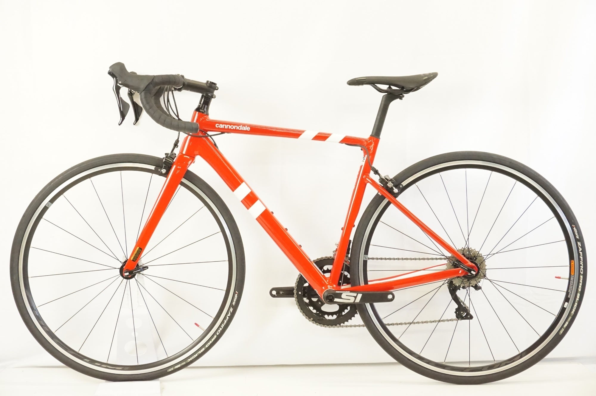 【京都南部受渡限定】 キャノンデール CAAD12 ロードバイク 美品 希少 CANNONDALE 「キャノンデール」 CAAD13 105 (RIM) 2020年モデル