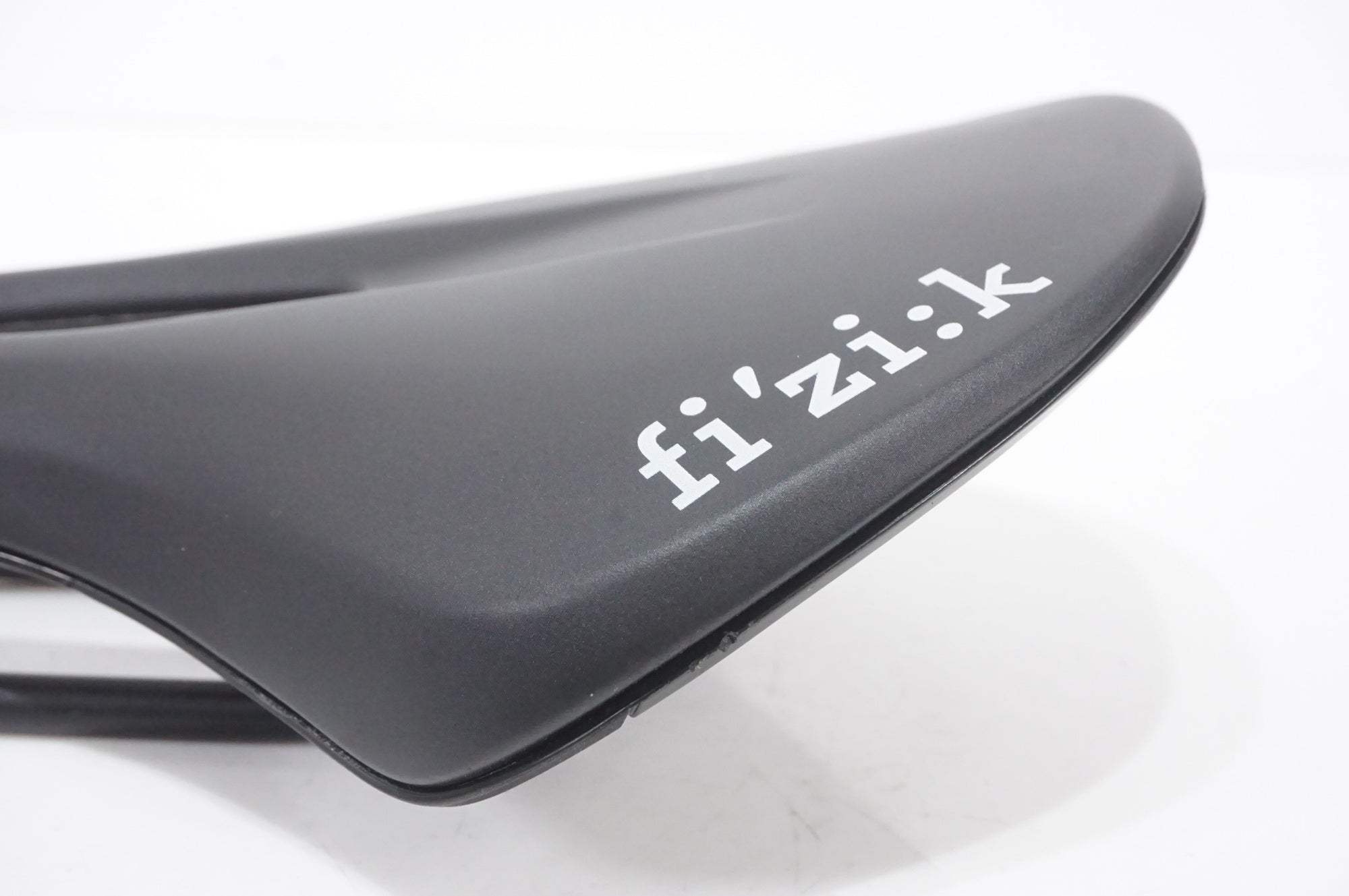 FIZIK 「フィジーク」 ANTARES VENTO サドル / AKIBA店