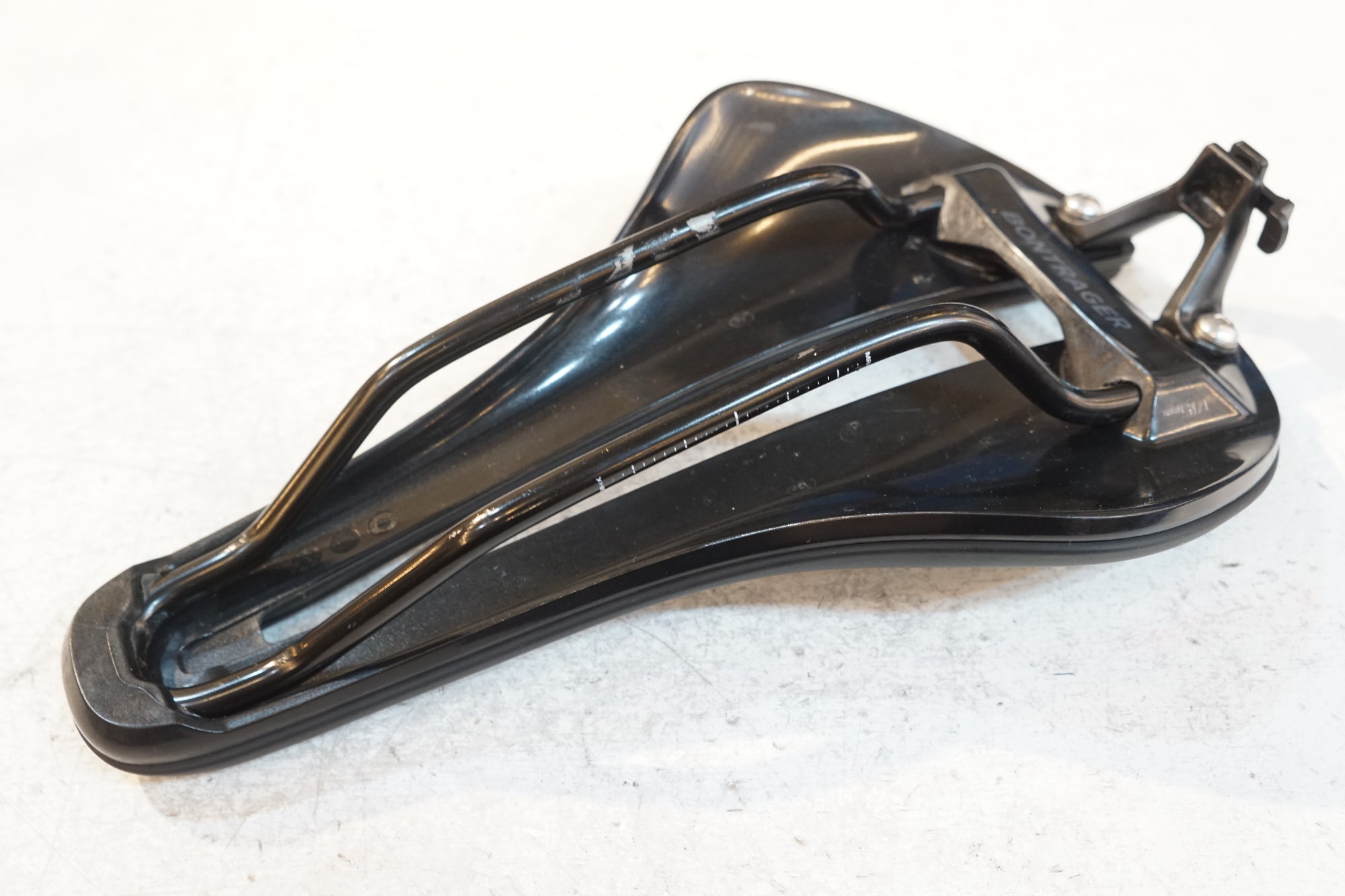 BONTRAGER 「ボントレガー」 AEOLUS COMP サドル / バイチャリ浦和