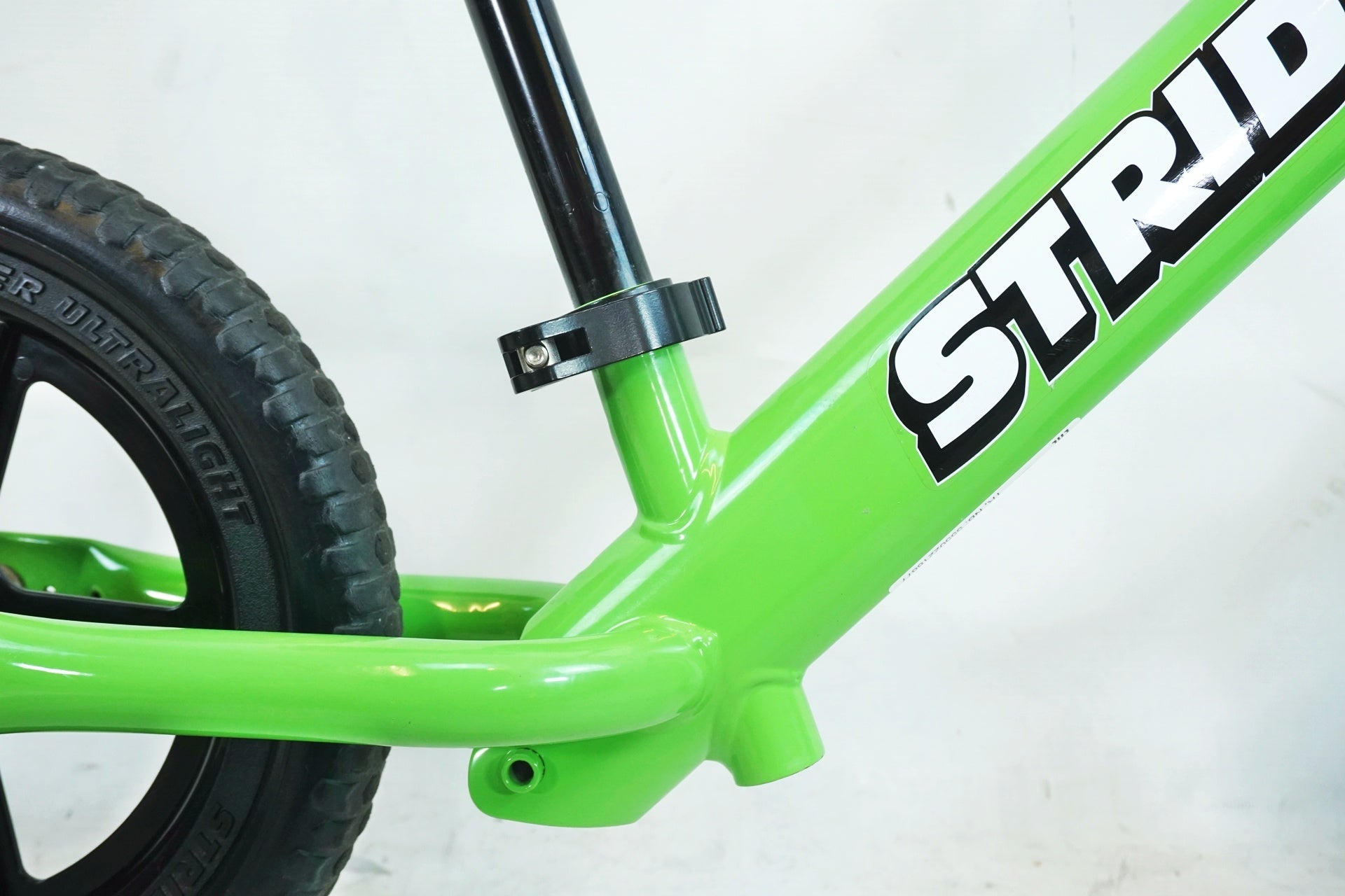 STRIDER ストライダー SPORT12 人気のグリーン STRIDER 「ストライダー」 SPORT12 2020年モデル キッズバイク / 有明
