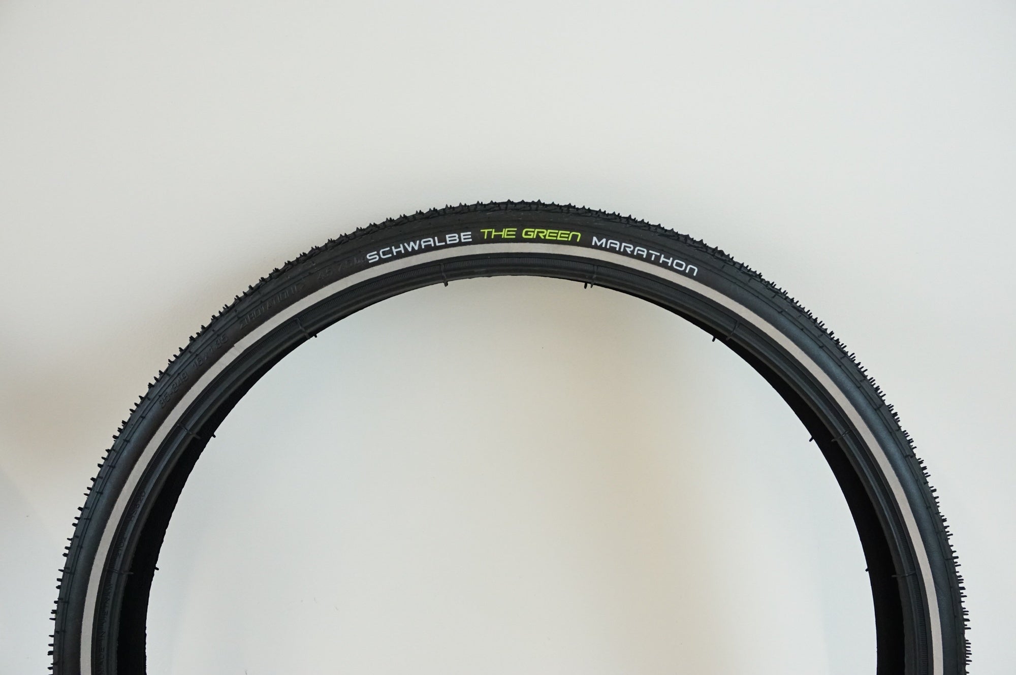 SCHWALBE 「シュワルベ」 マラソン 16X1.35 / 浜松店