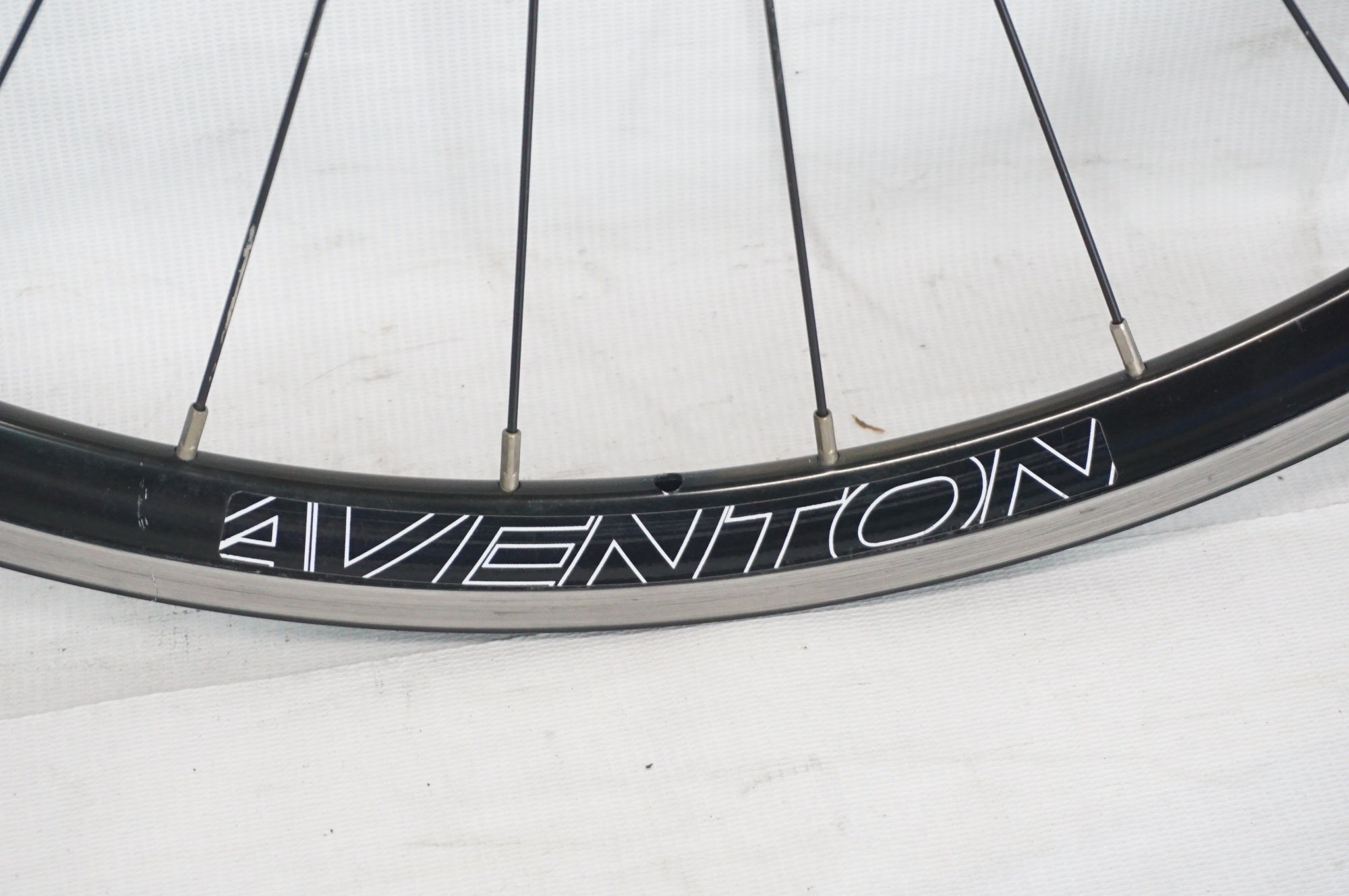 AVENTON 「アヴェントン」 シングル 純正ホイールセット / 阪急塚口店