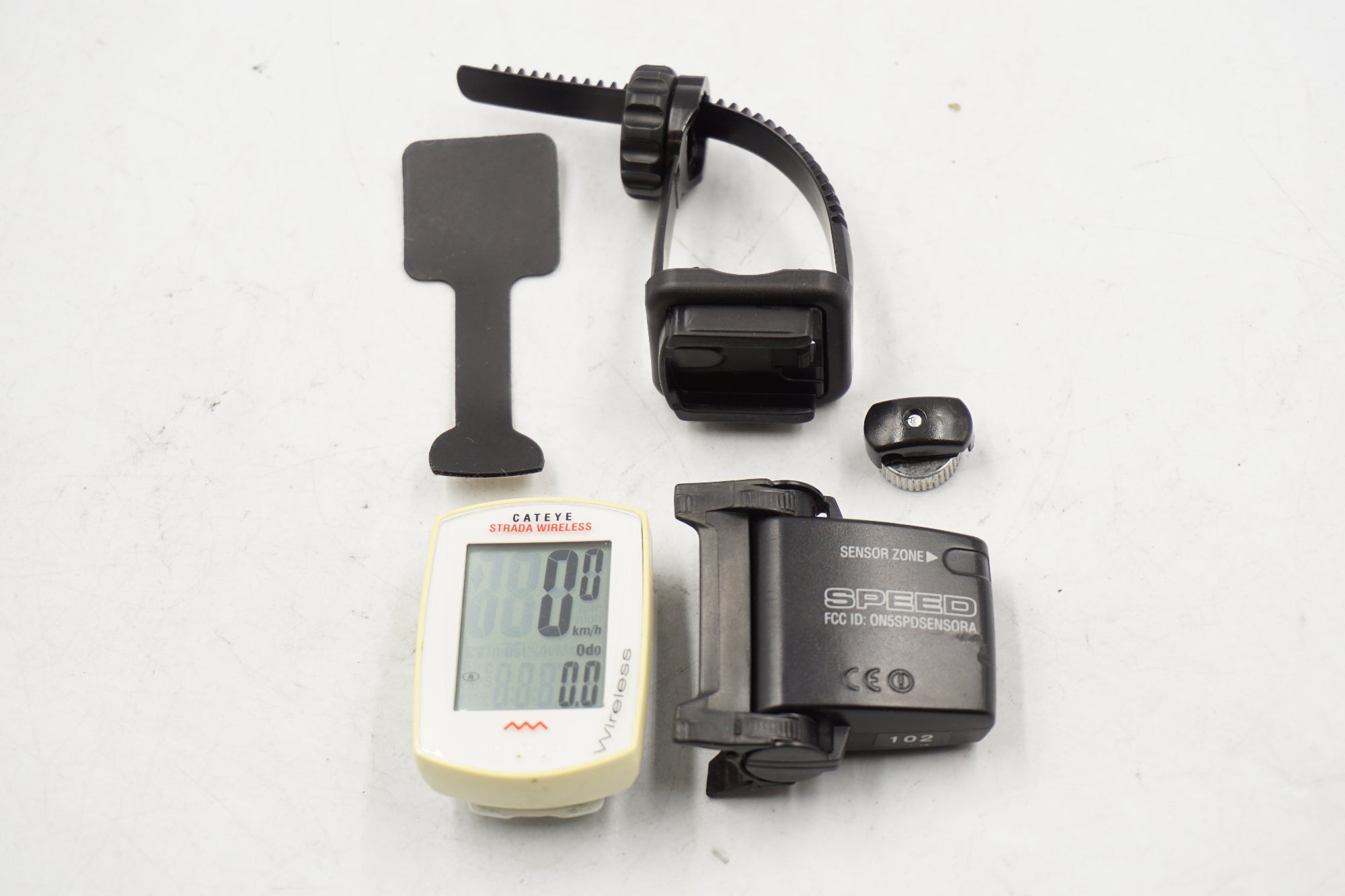 CATEYE 「キャットアイ」 CC-RD300W サイクルコンピューター / 奈良店