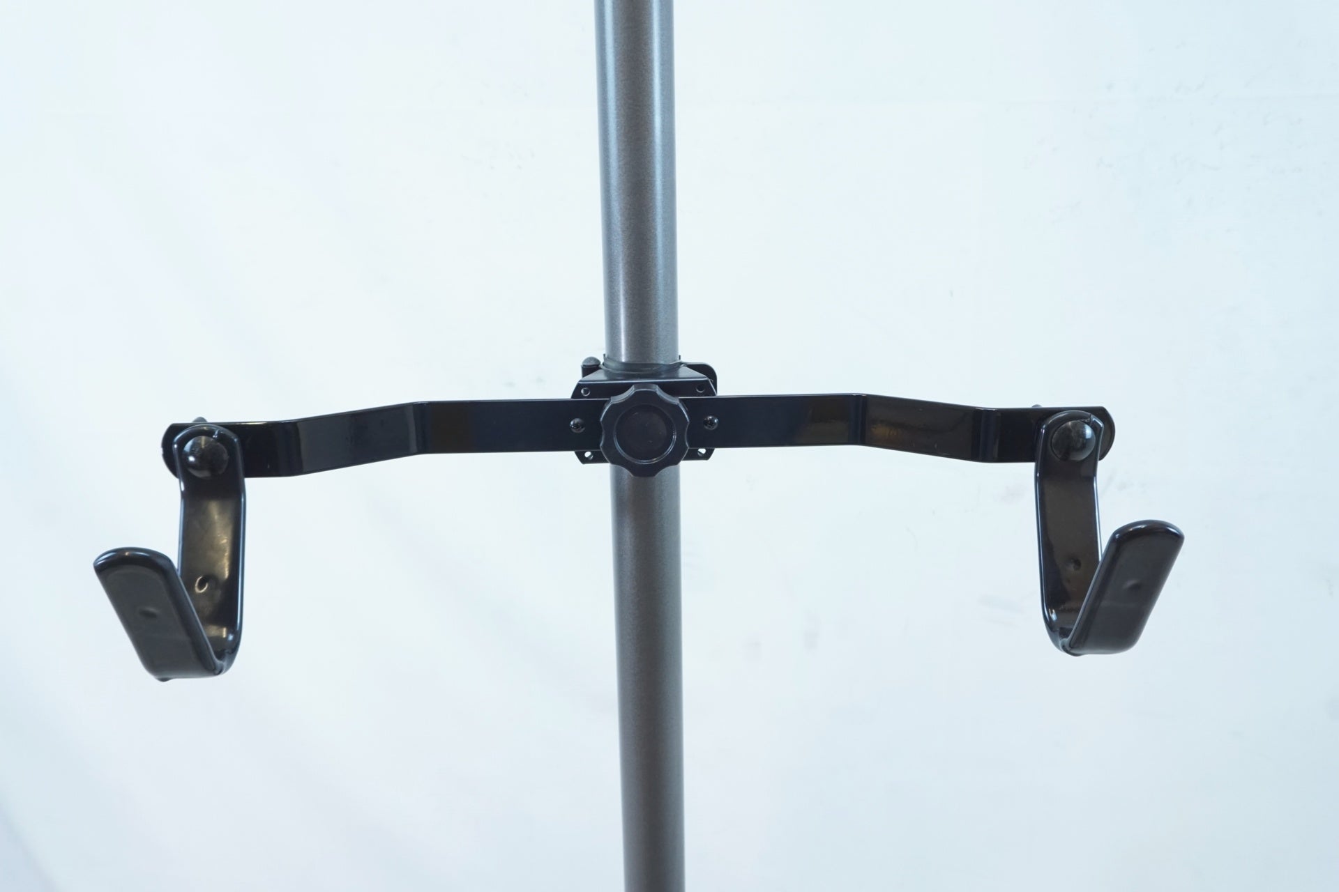 KABUTO 「カブト」 二台掛け バイクスタンド / 有明ガーデン店