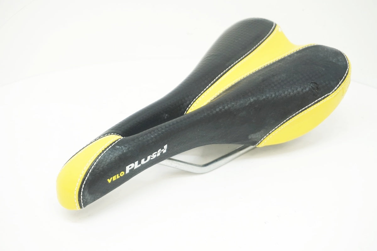 VELO 「ベロ」 サドル / 大阪美原北インター店