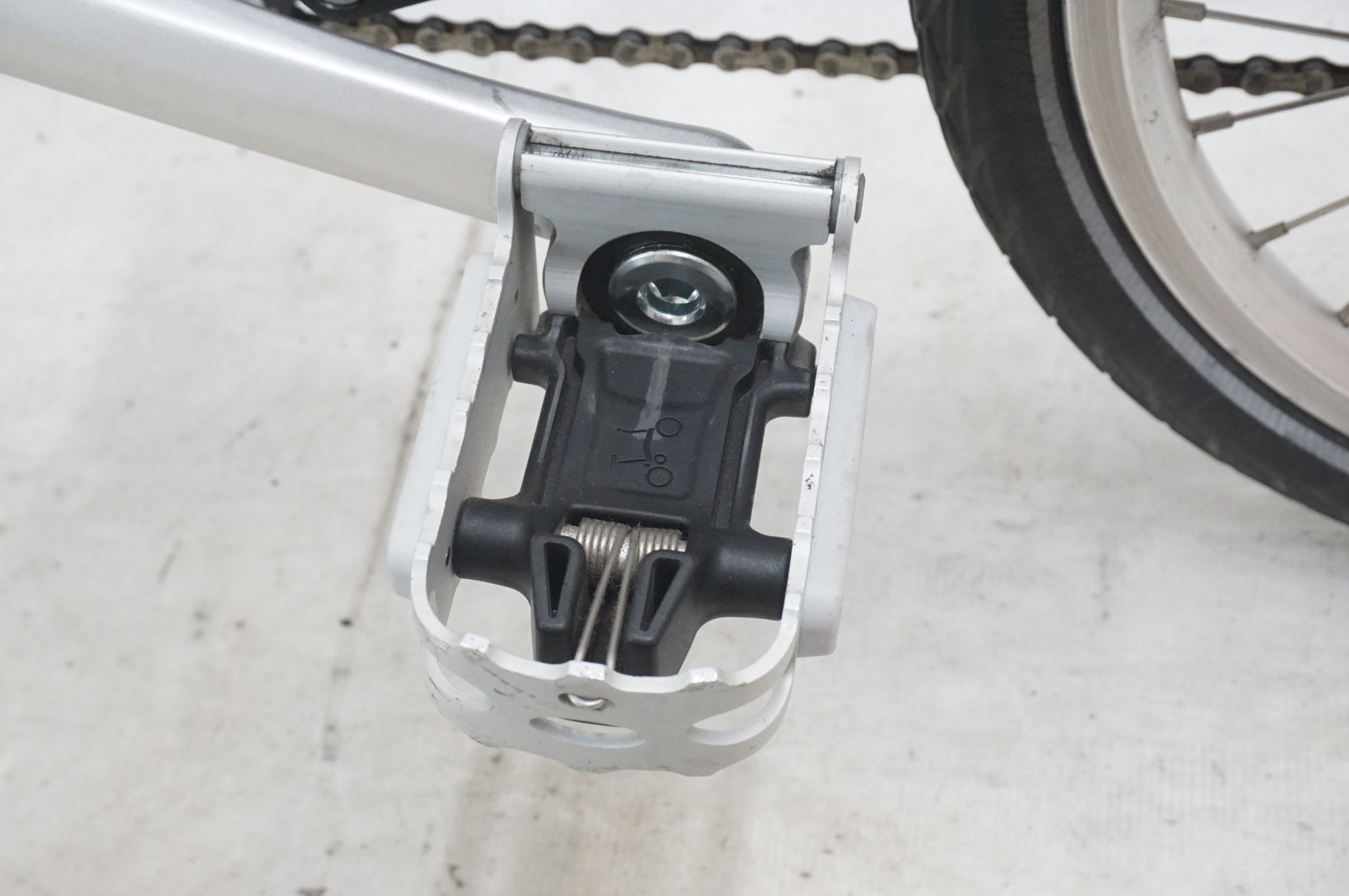 BROMPTON 「ブロンプトン」 C LINE EXPLORE 2022年モデル 折り畳み自転車 / 福岡アイランドシティ店