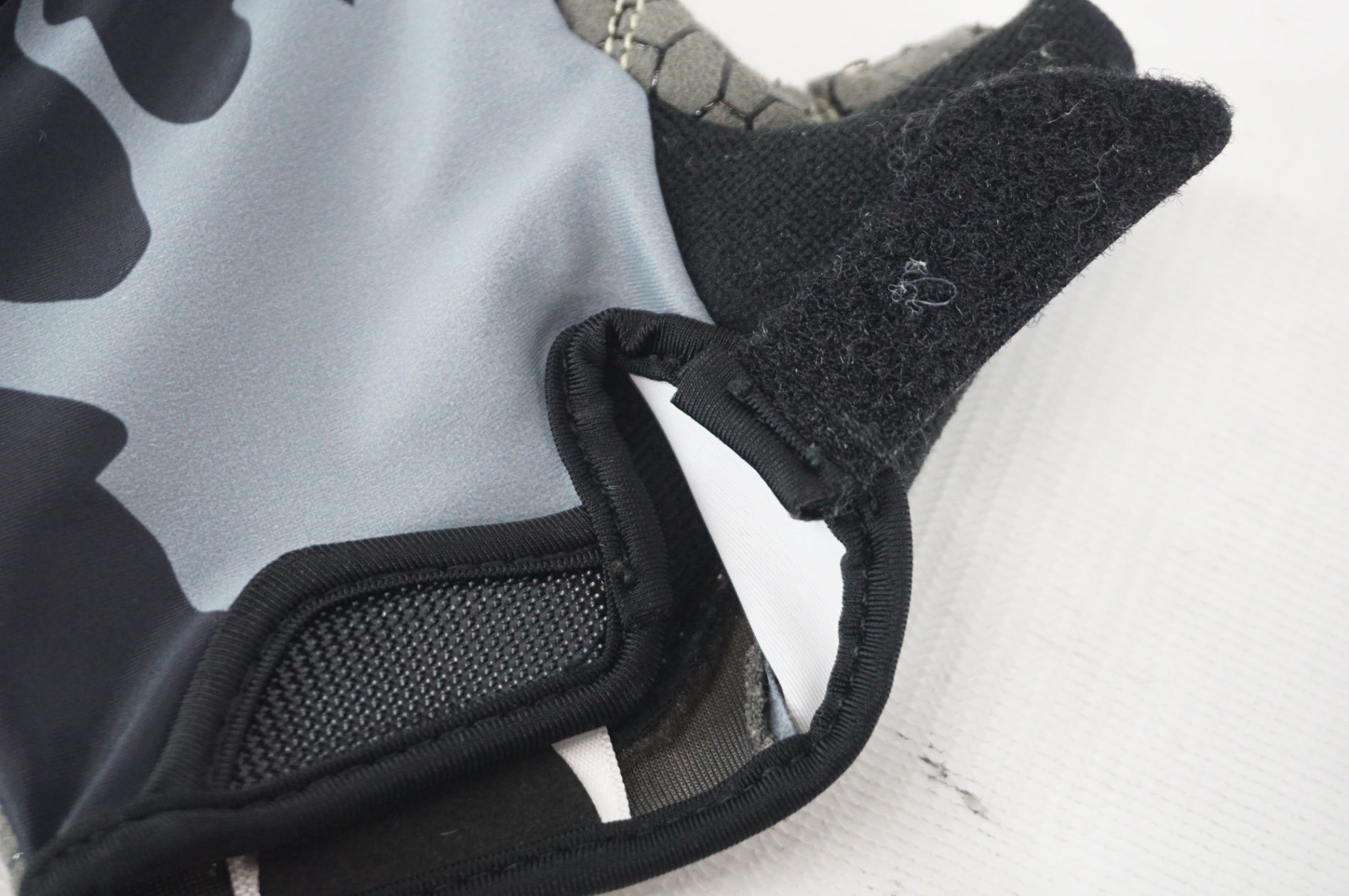 BOODUN 「ブーダン」 Mサイズ サイクルグローブ / 阪急塚口店