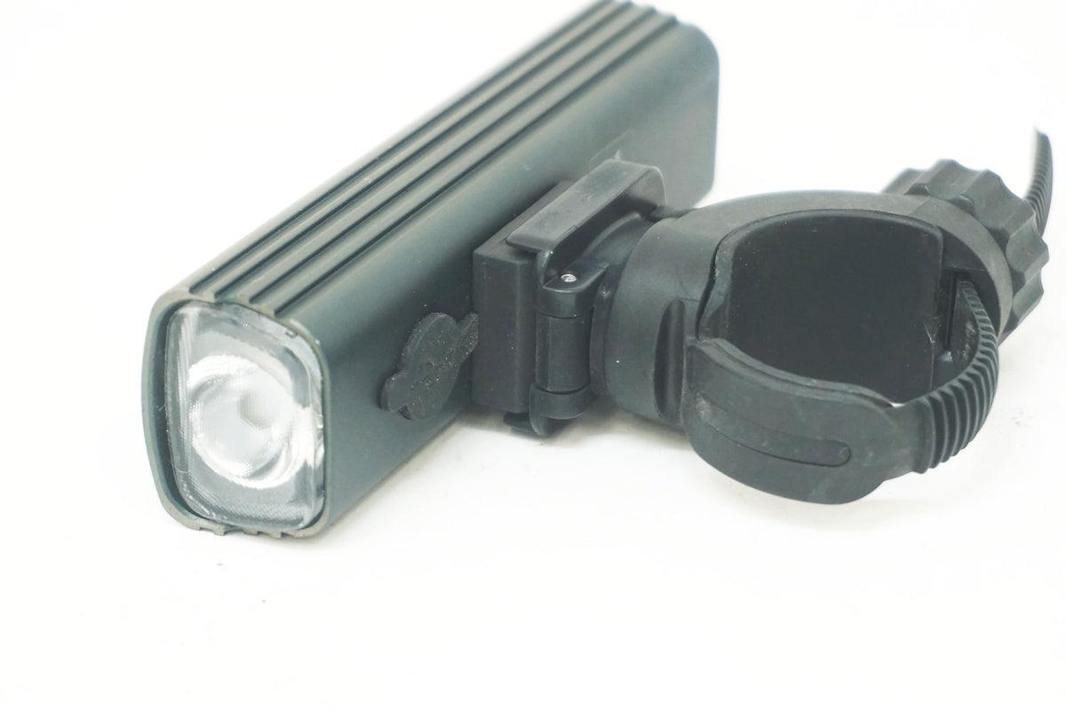 SERFAS 「サーファス」 E-LUME 605 フロントライト / 大阪美原北インター店