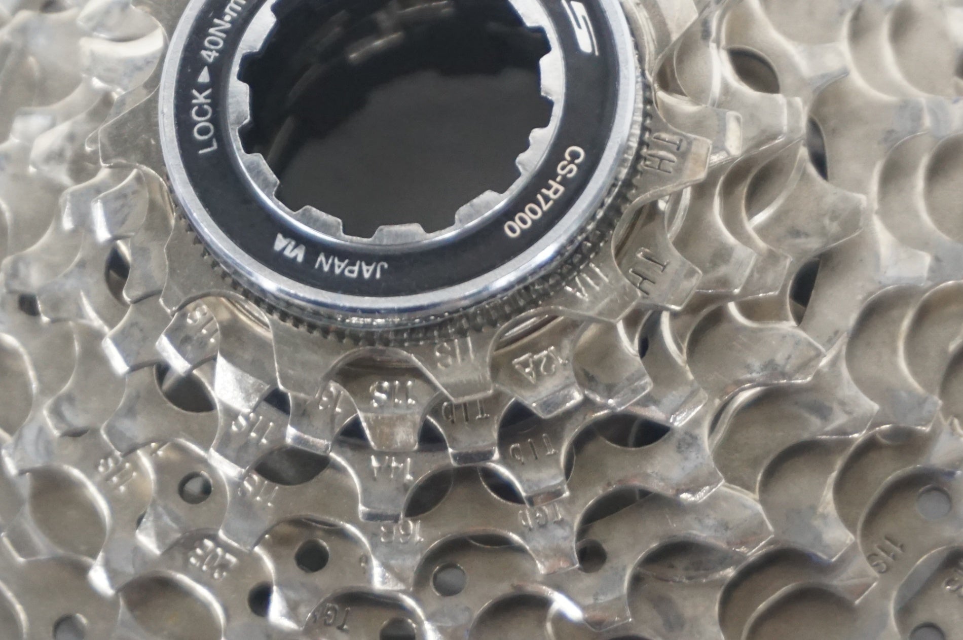 SHIMANO 「シマノ」 105 CS-R7000 11-32T 11S スプロケット