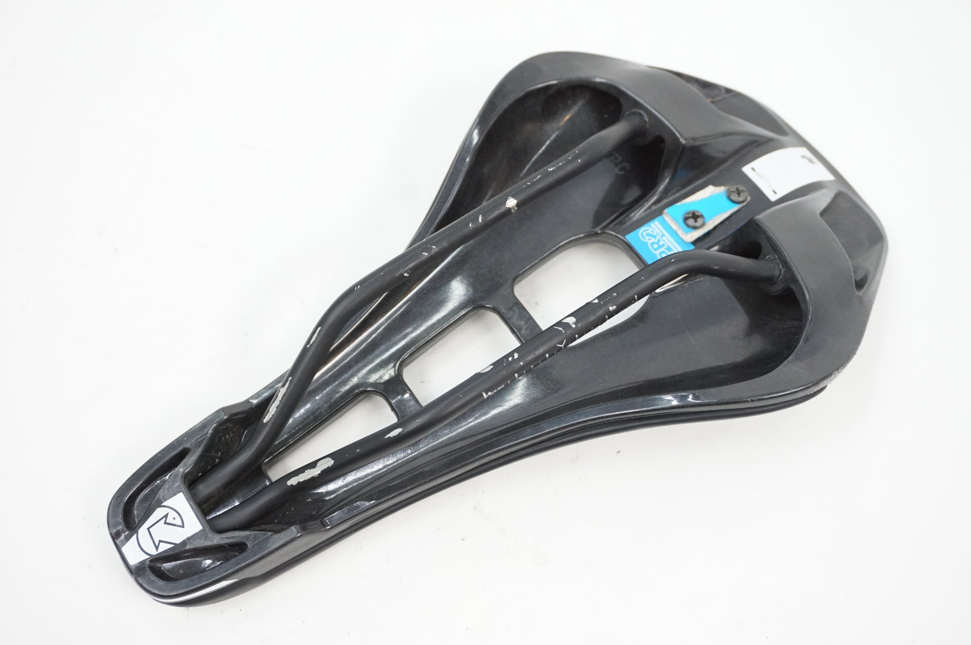 PRO 「プロ」 STEALTH サドル / 川越店