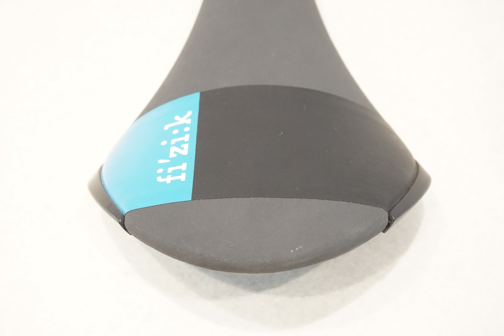 FIZIK 「フィジーク」 ALIANTE R3 カーボンレール サドル / 横浜戸塚店 