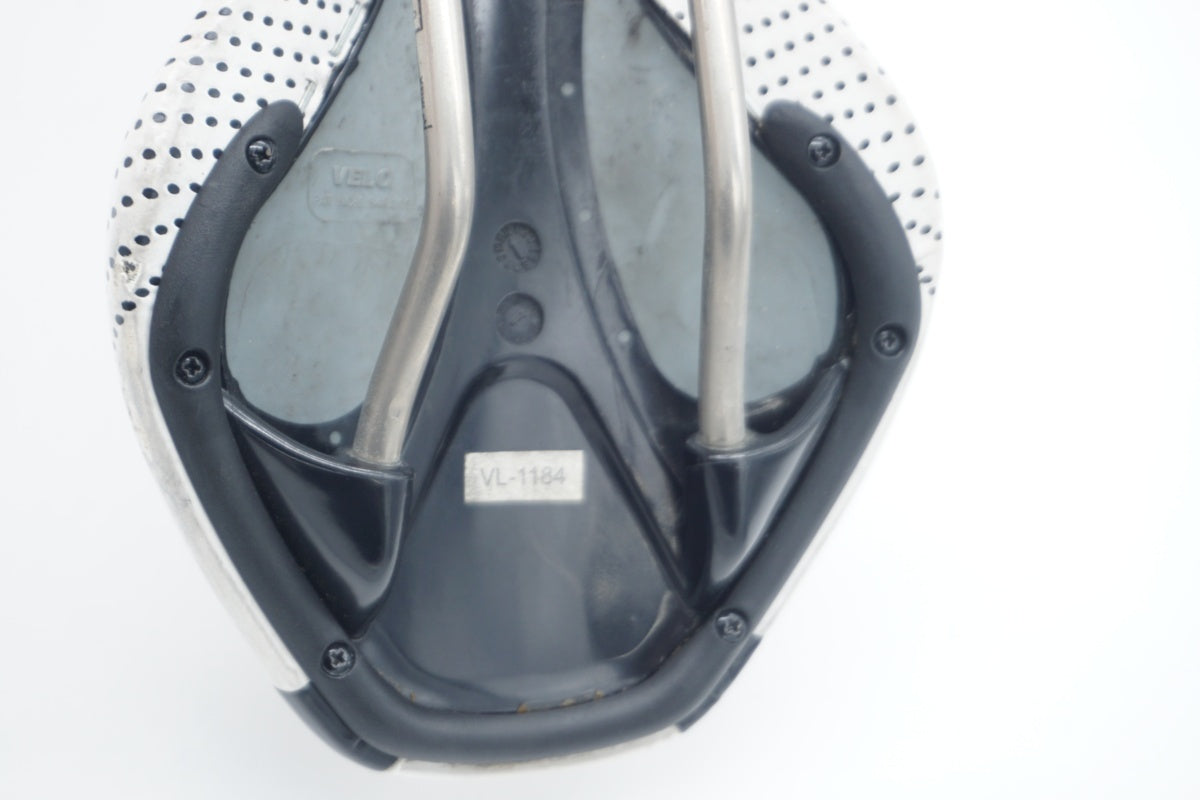 GIANT 「ジャイアント」 サドル / 滋賀大津店