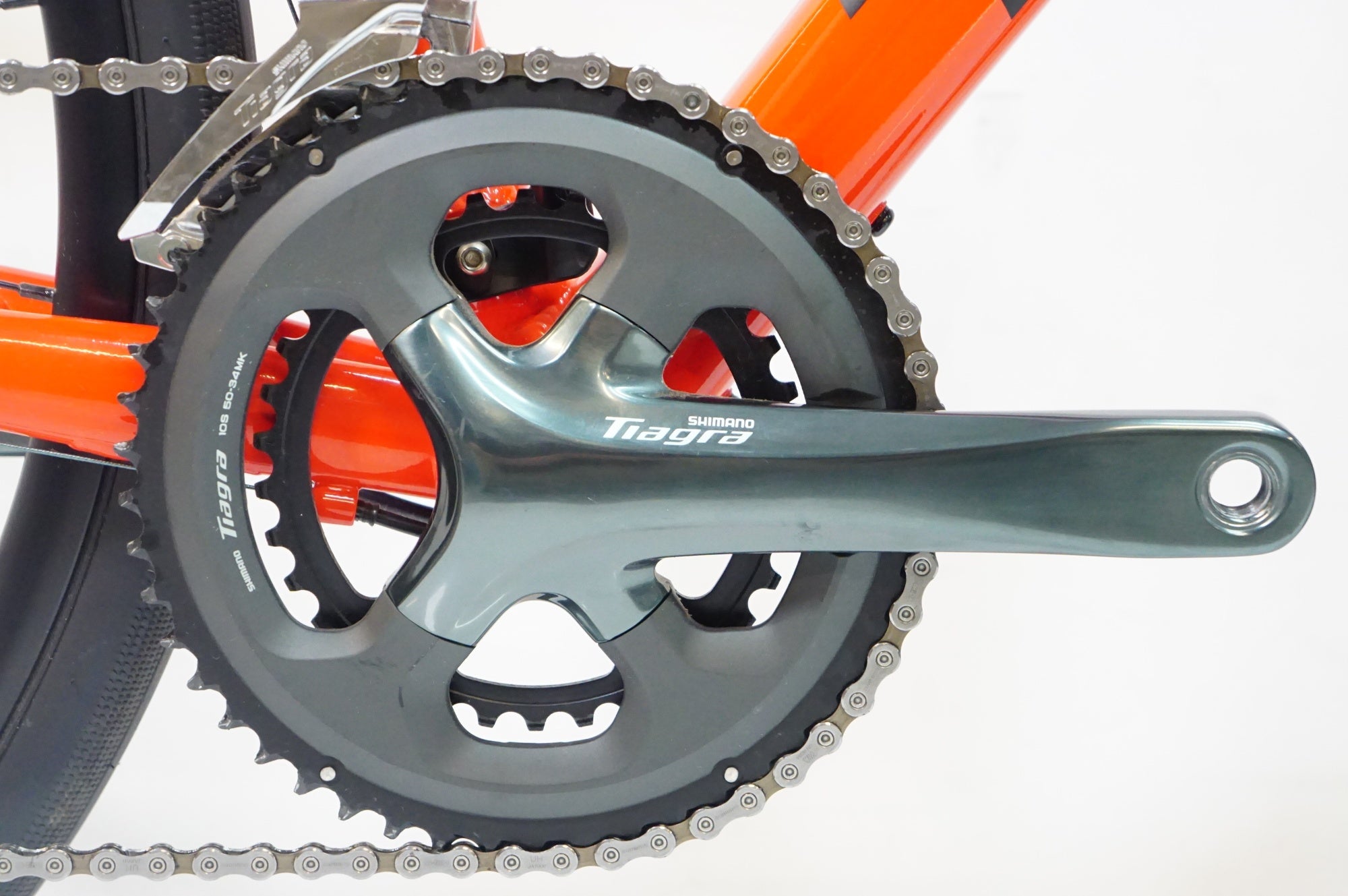 TREK 「トレック」 DOMANE AL 4 GEN 3 2022年モデル ロードバイク