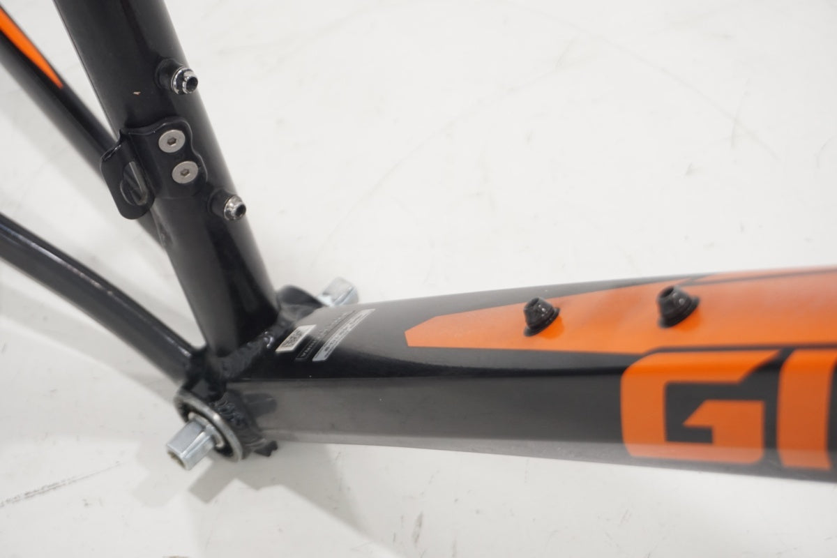 GIANT 「ジャイアント」 DEFY4 ALUXX 2016年モデル フレームセット / 滋賀大津店